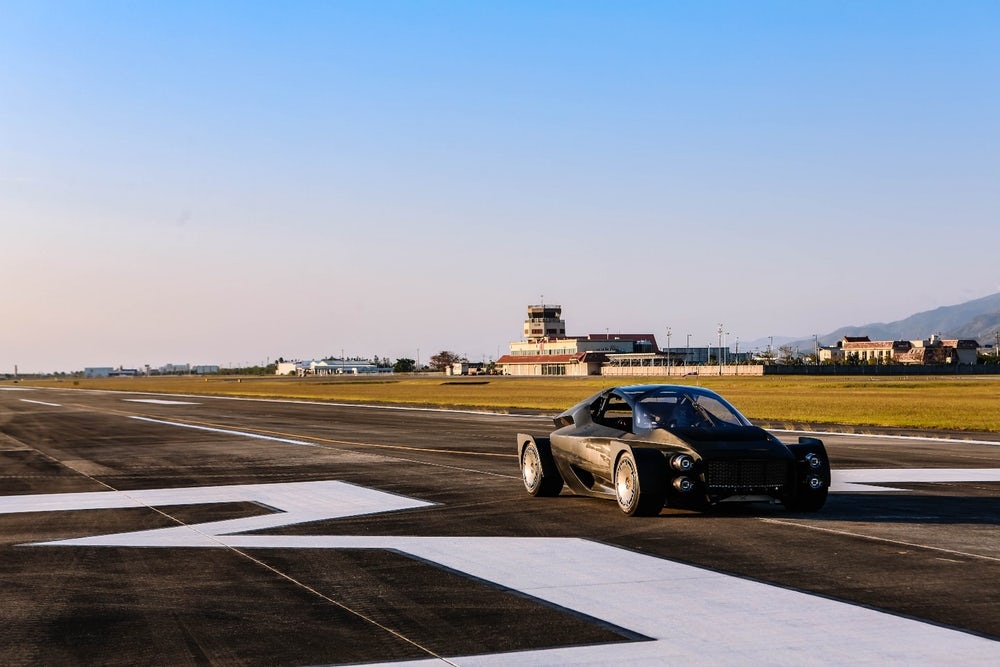 Miss R,  Sieu xe dien Dai Loan,  thu nghiem anh 5