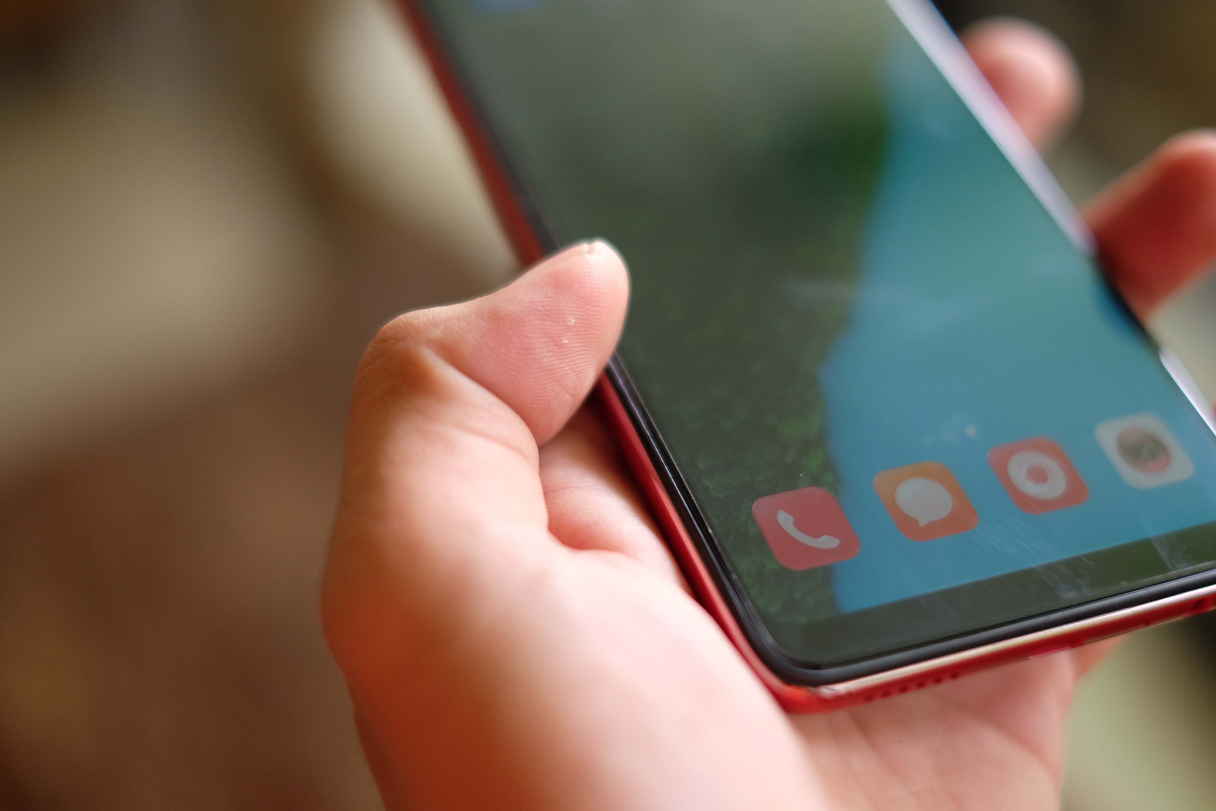 mo hop Oppo F7 anh 5