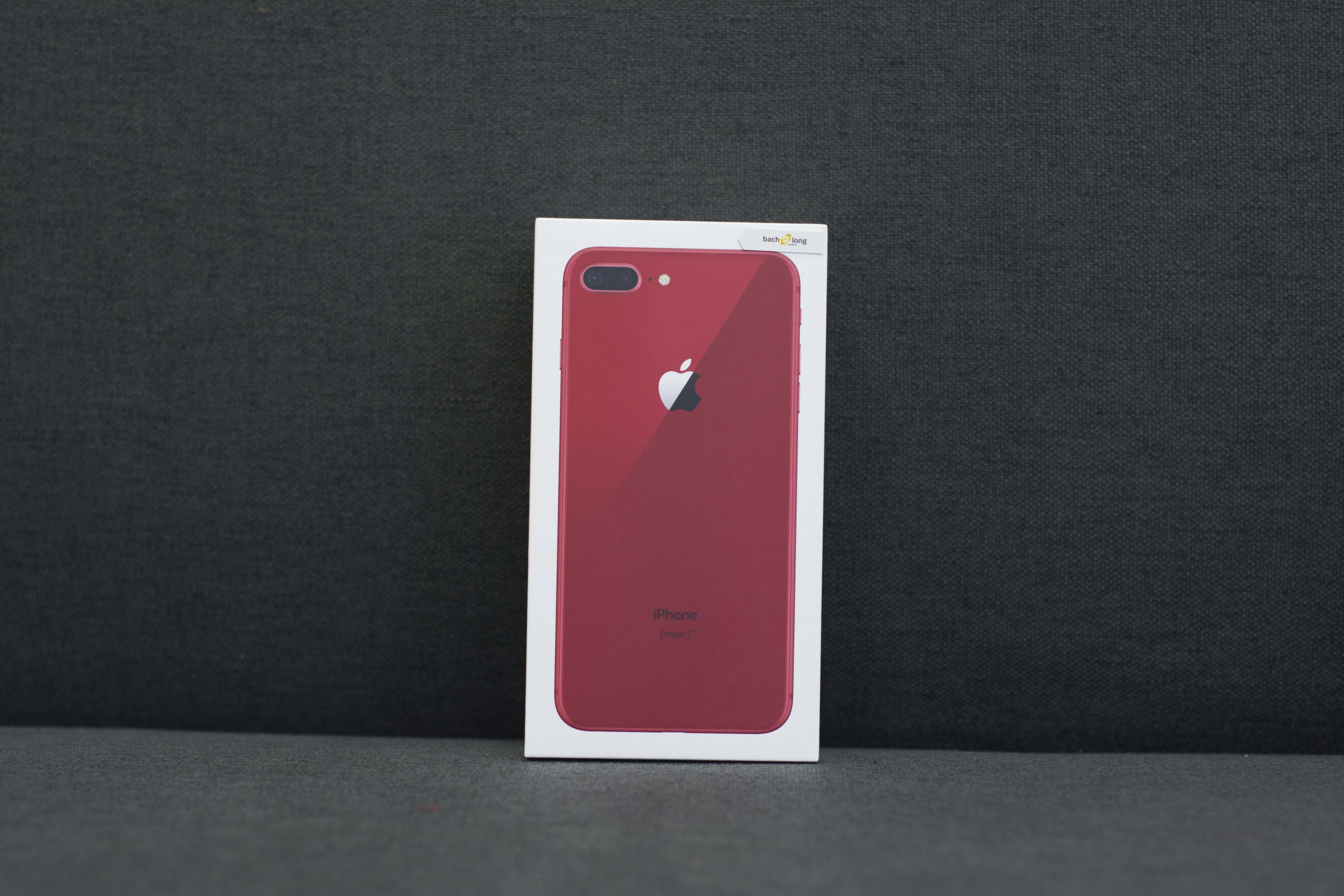 iPhone 8 Plus mau do ve VN anh 1