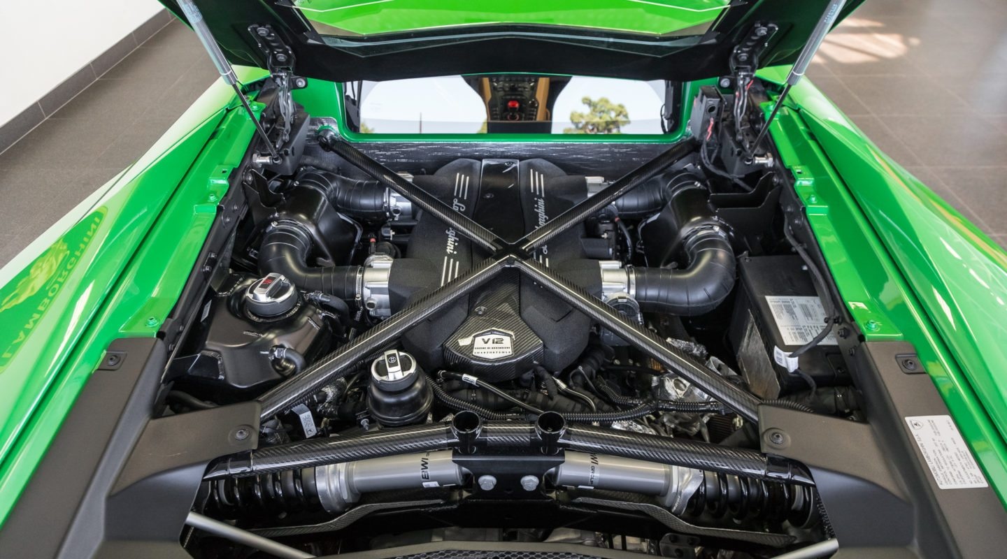 Lamborghini Aventador SV phien ban dac biet anh 6