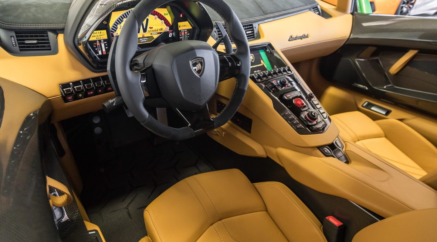 Lamborghini Aventador SV phien ban dac biet anh 4