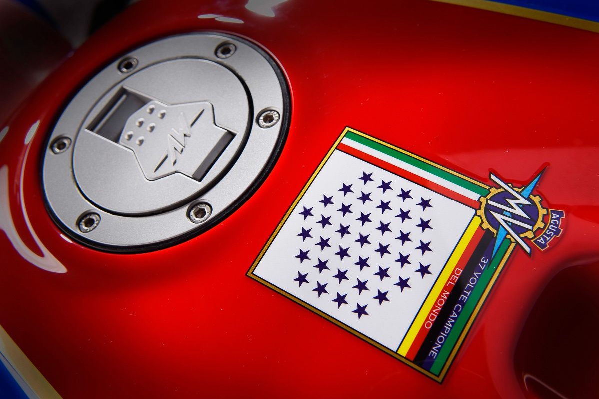 MV Agusta Brutale 800 RR America ra mat anh 3