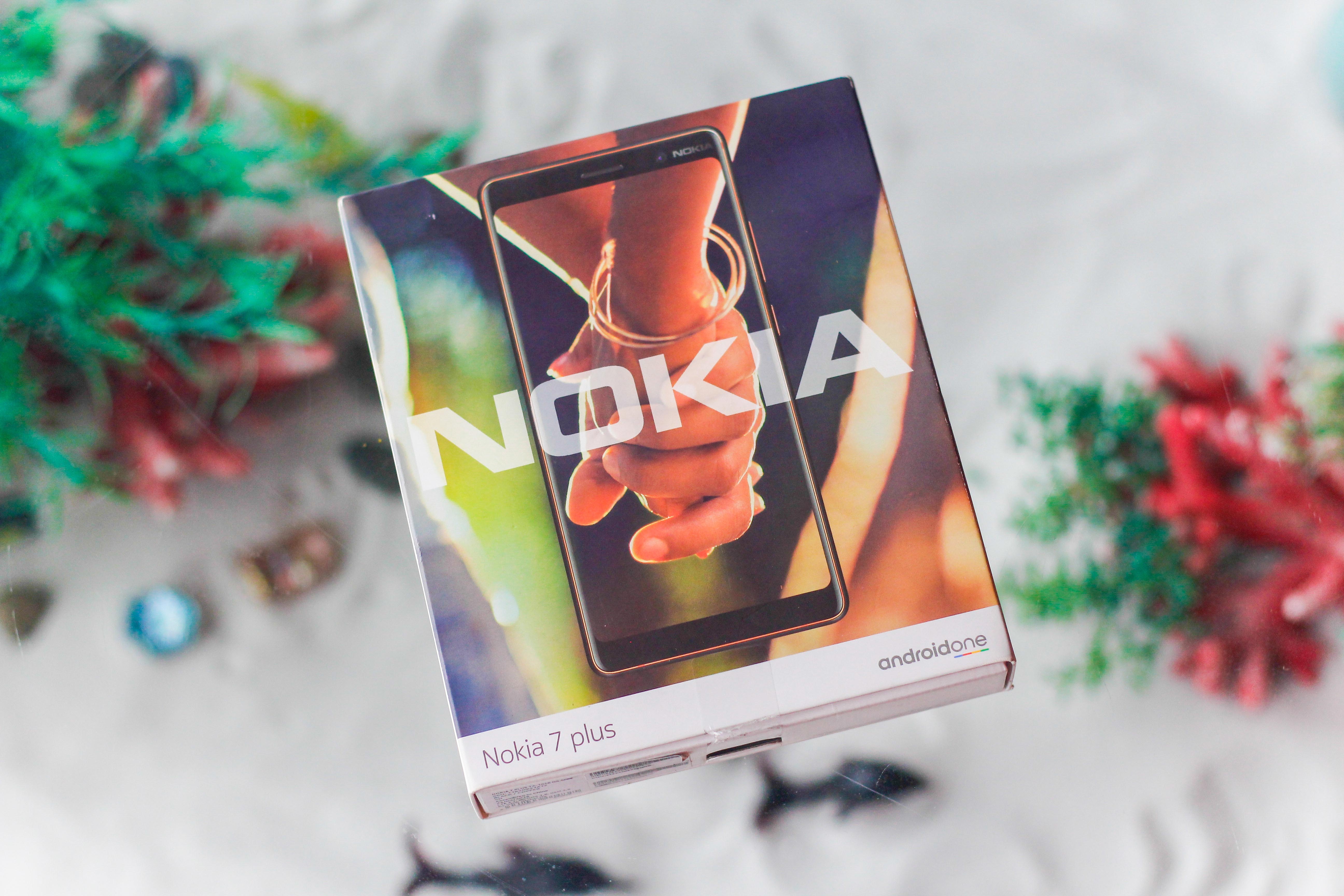 Mo hop va trai nghiem Nokia 7 Plus anh 1