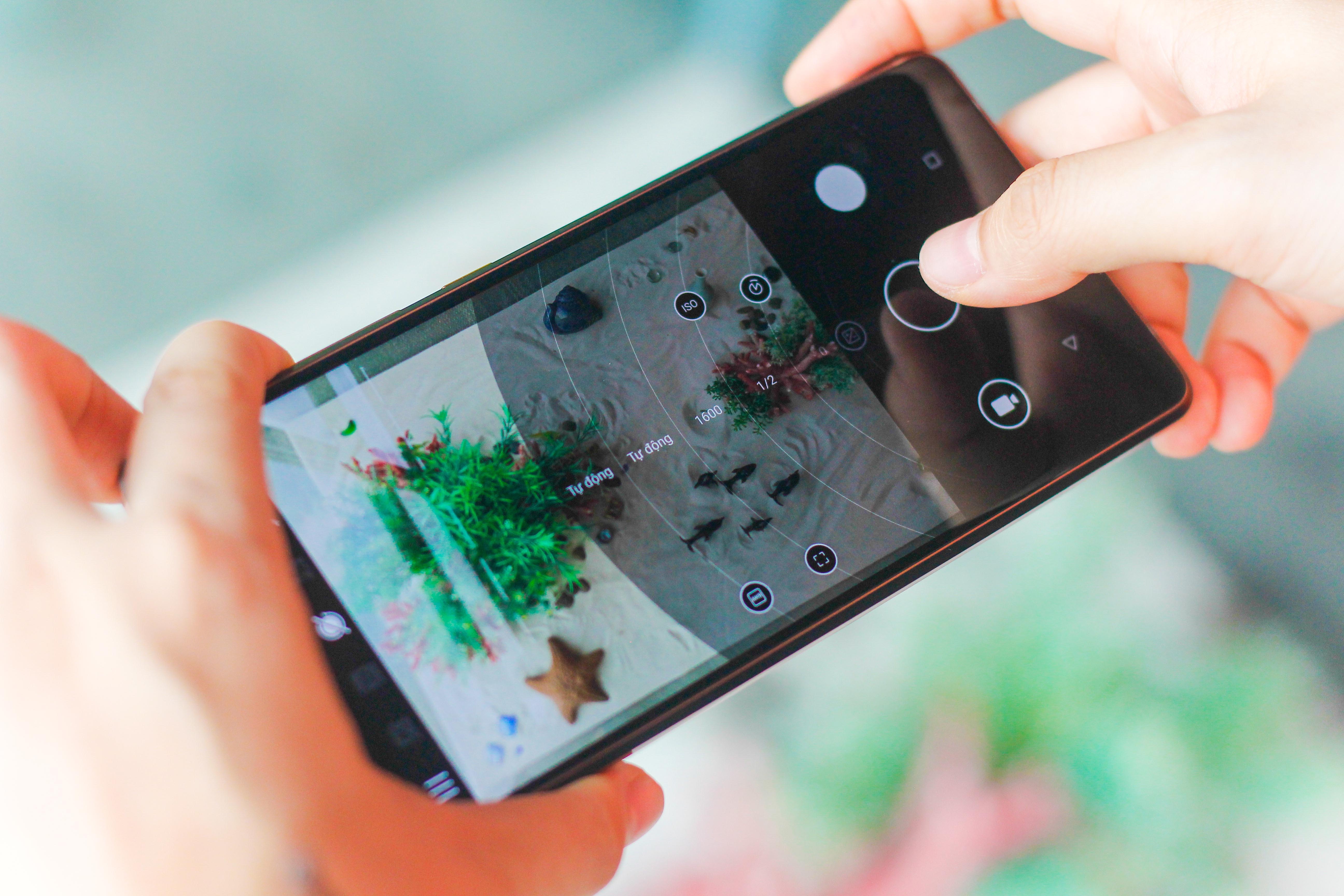 Mo hop va trai nghiem Nokia 7 Plus anh 8