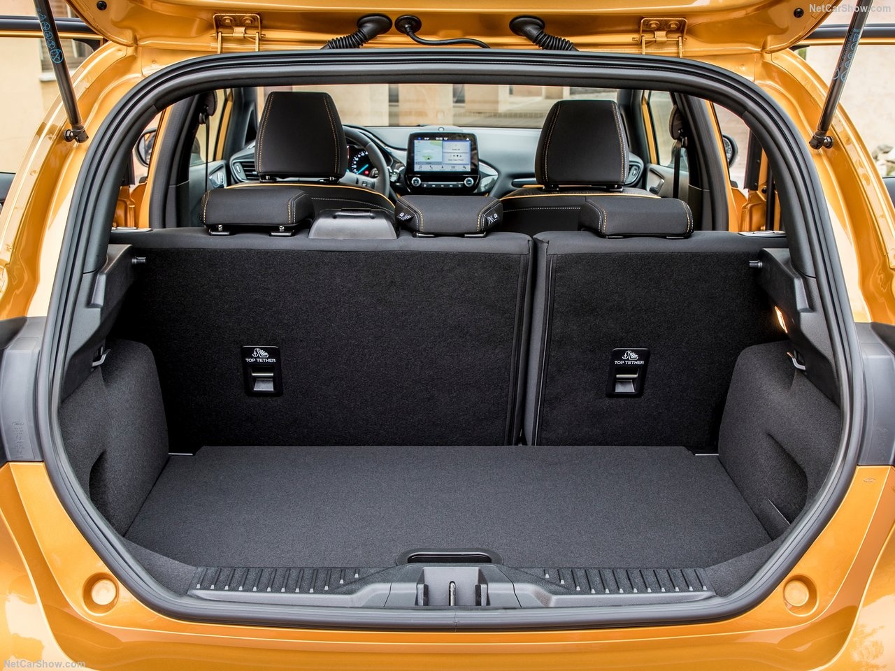 Ford Fiesta Active mới ra mắt ảnh 6 Ford Fiesta Active moi ra mat anh 6