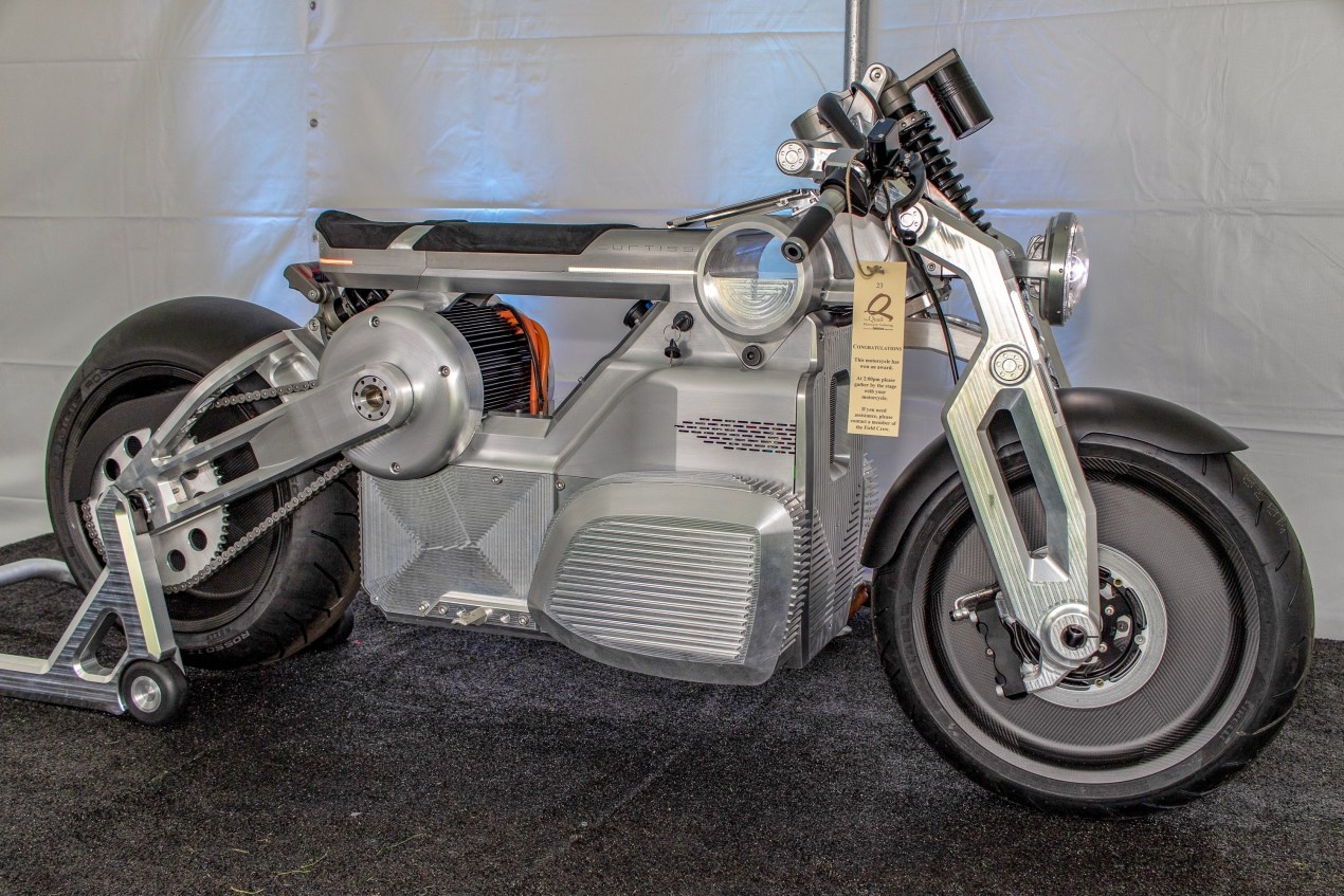 Sieu moto dien Curtiss Zeus manh nhat the gioi anh 2