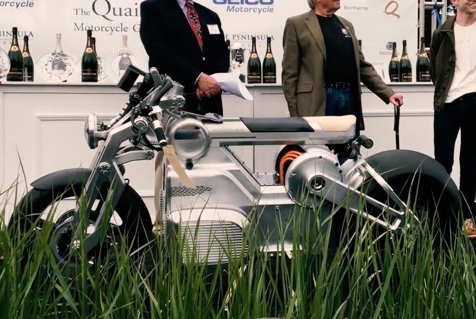 Sieu moto dien Curtiss Zeus manh nhat the gioi anh 8