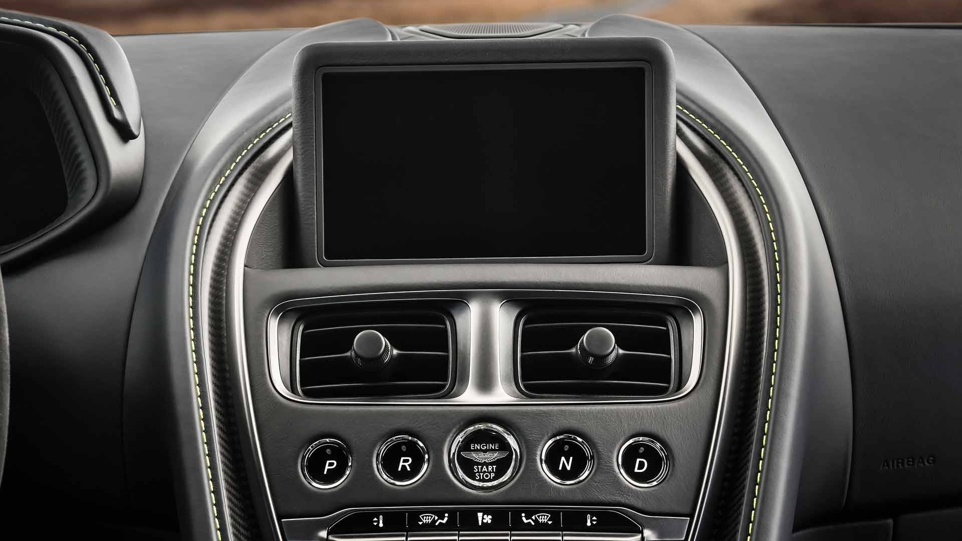 Sieu xe Aston Martin DB11 AMR ra mat anh 7