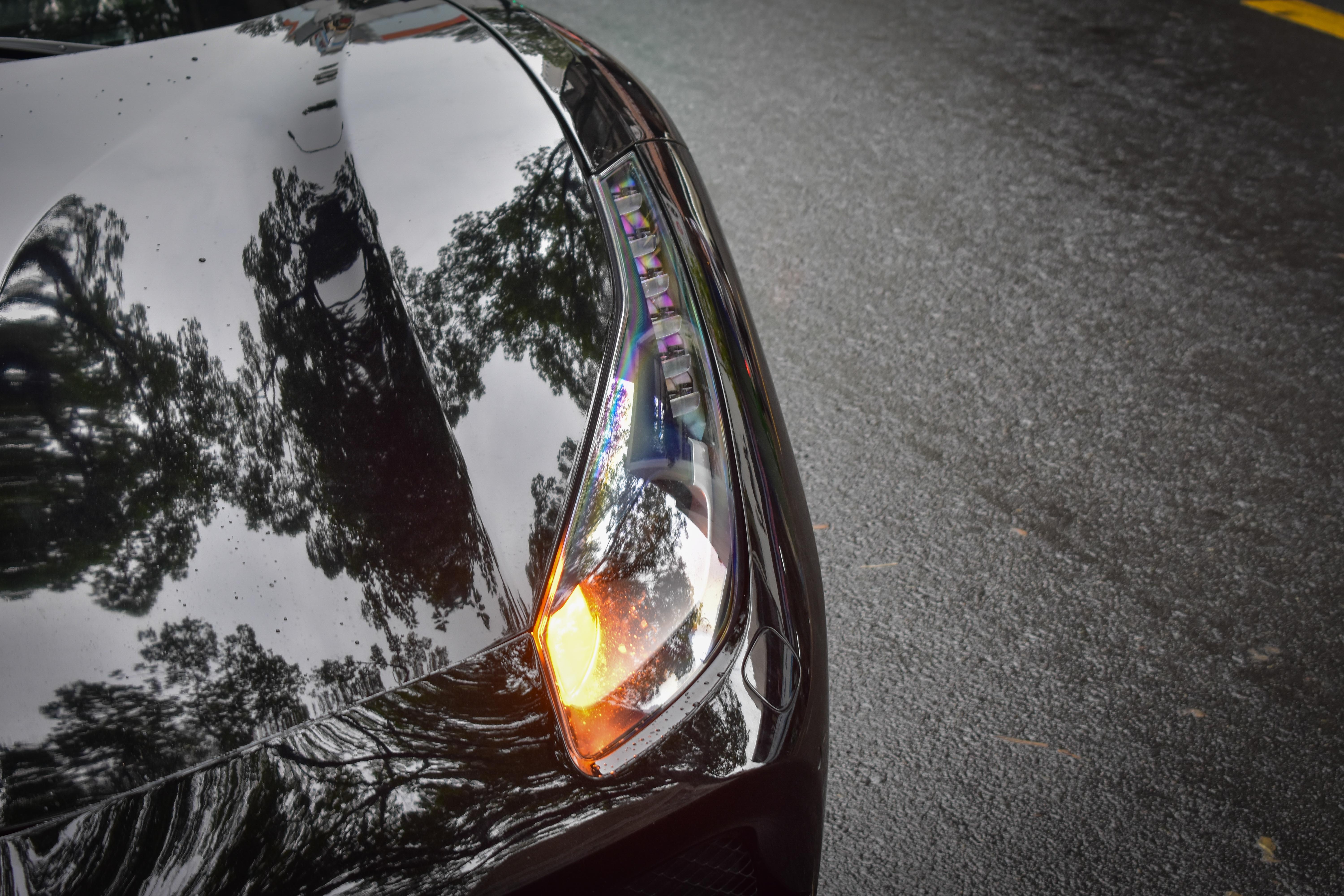 Ferrari 488 GTB tren pho Sai Gon anh 2