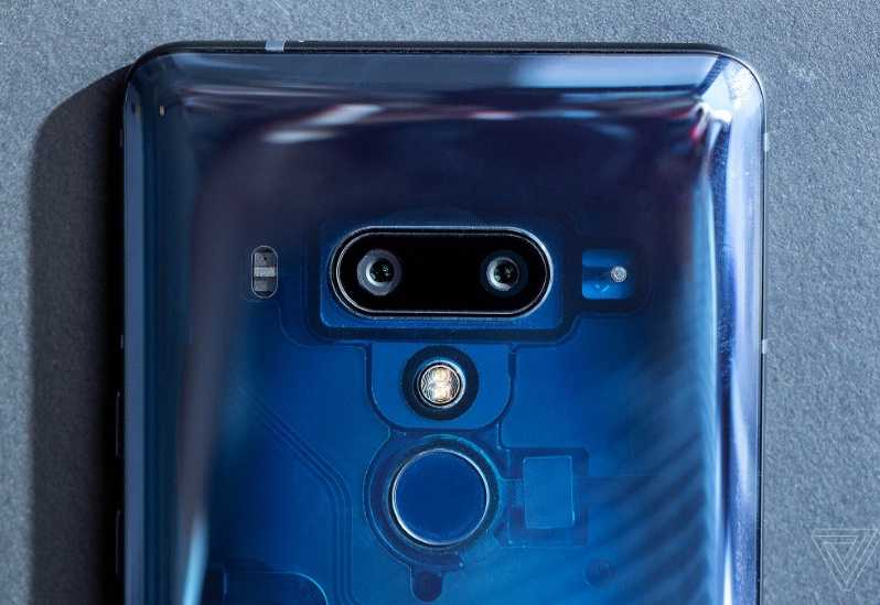 HTC U12+ ra mat anh 7