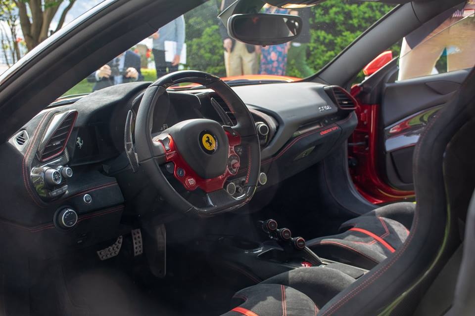 Ferrari ra mắt siêu xe lấy cảm hứng từ F40 ảnh 4 Ferrari ra mat sieu xe lay cam hung tu F40 anh 4