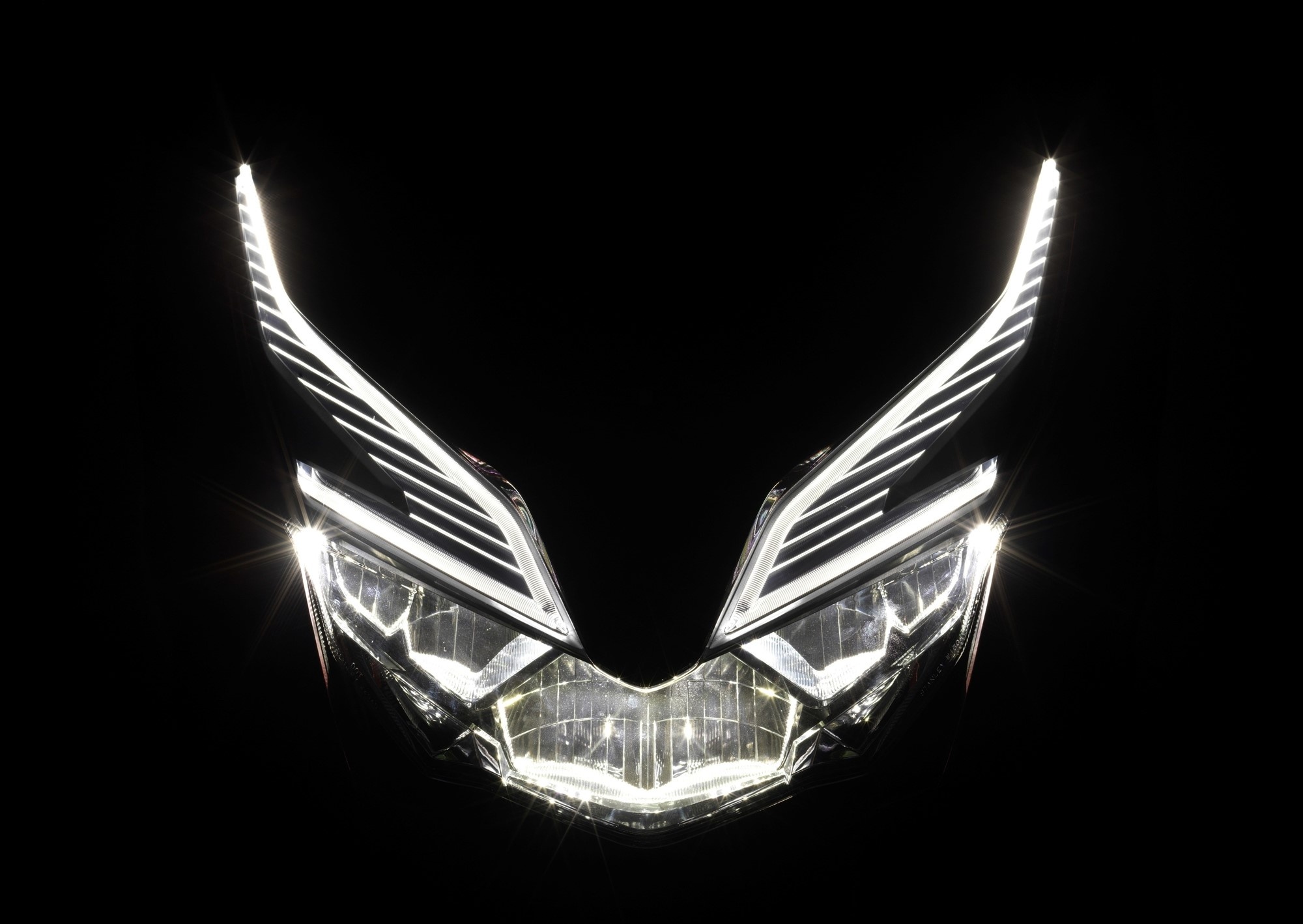 Xe tay ga Honda Forza 125 ra mat anh 4