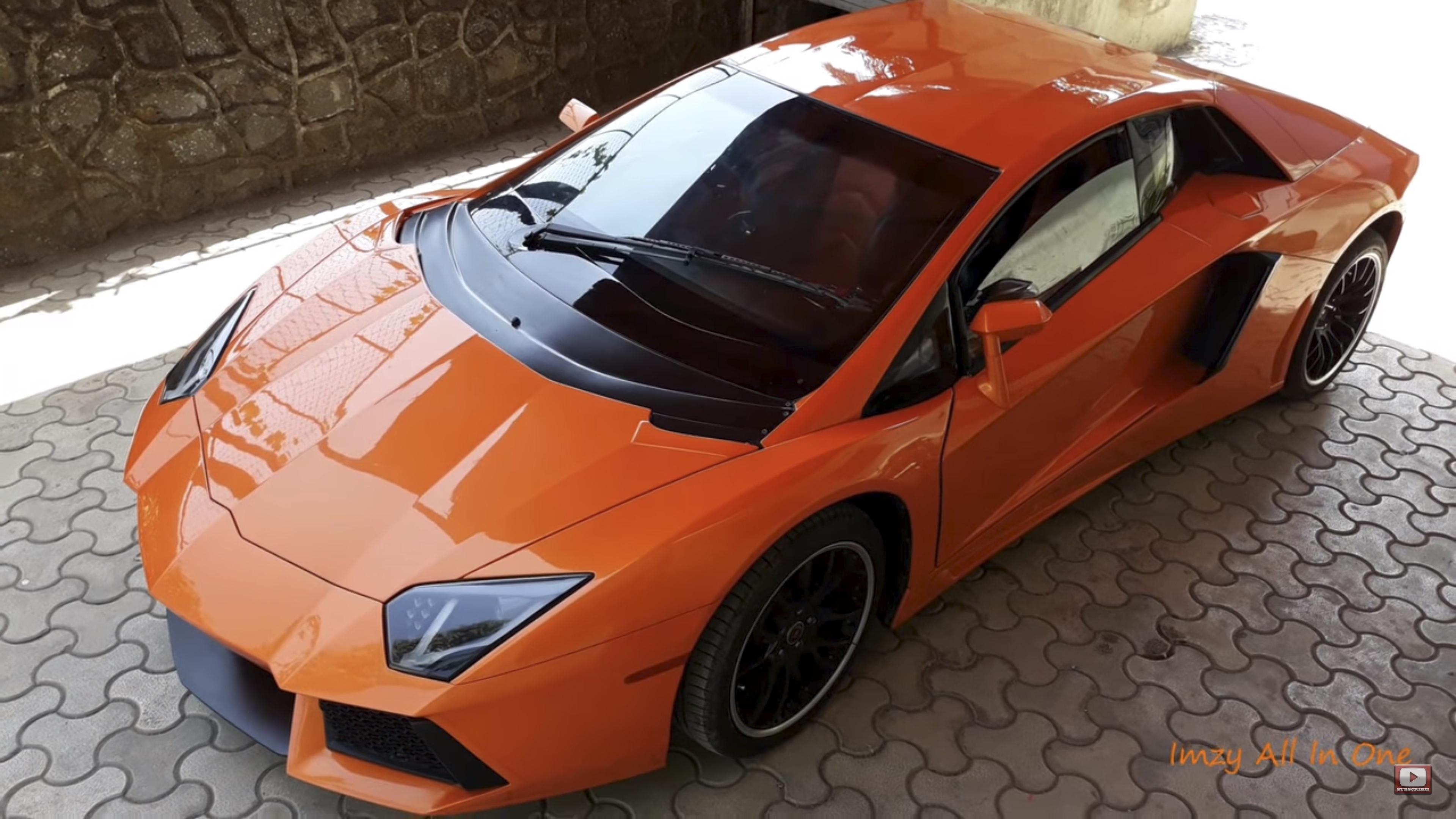 Lamborghini Aventador duoc che tu Honda Accord anh 3