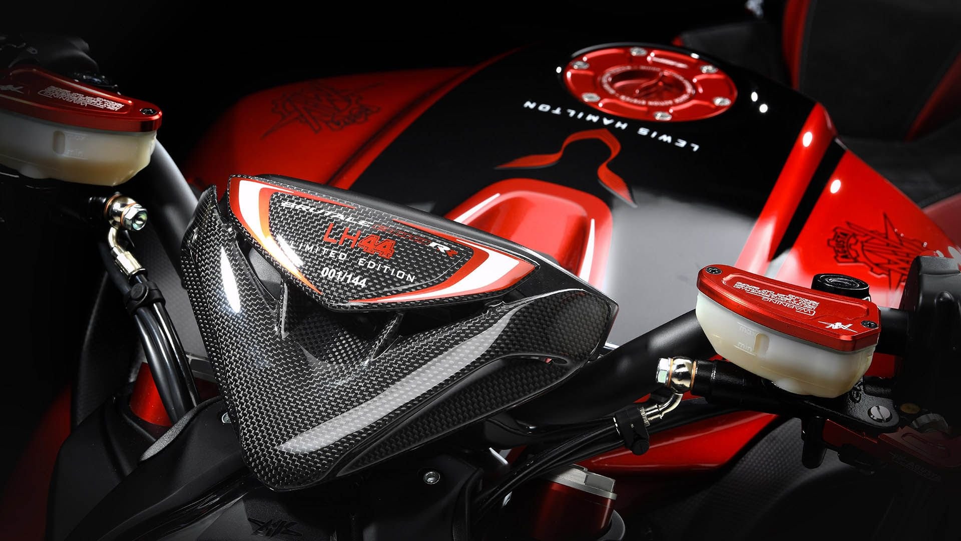 MV Agusta ra mat Brutale 800 ban dac biet anh 4