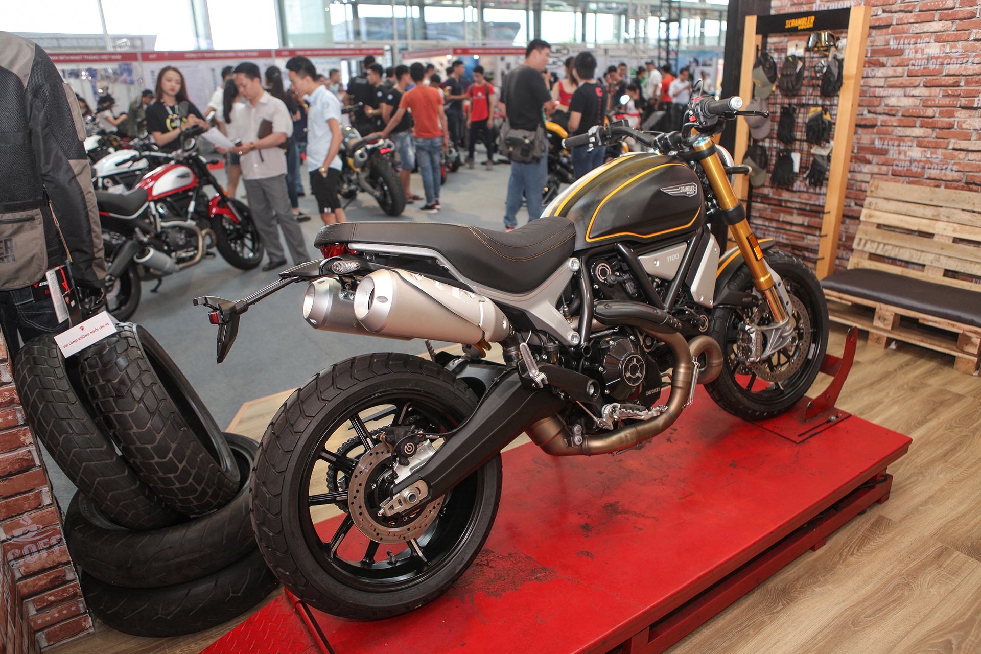 Ducati Scrambler Sport 1100 anh 3