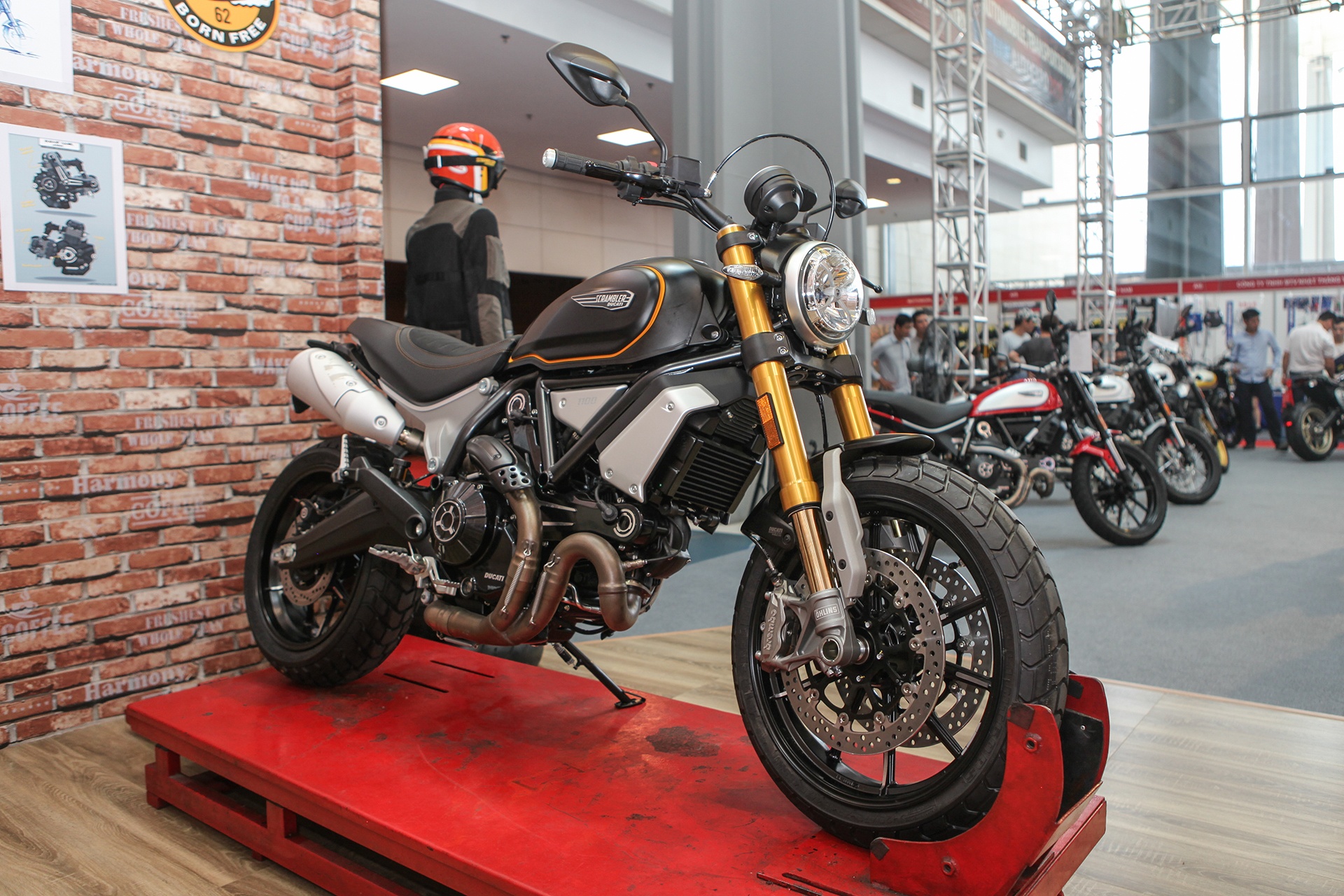 Ducati Scrambler Sport 1100 anh 8