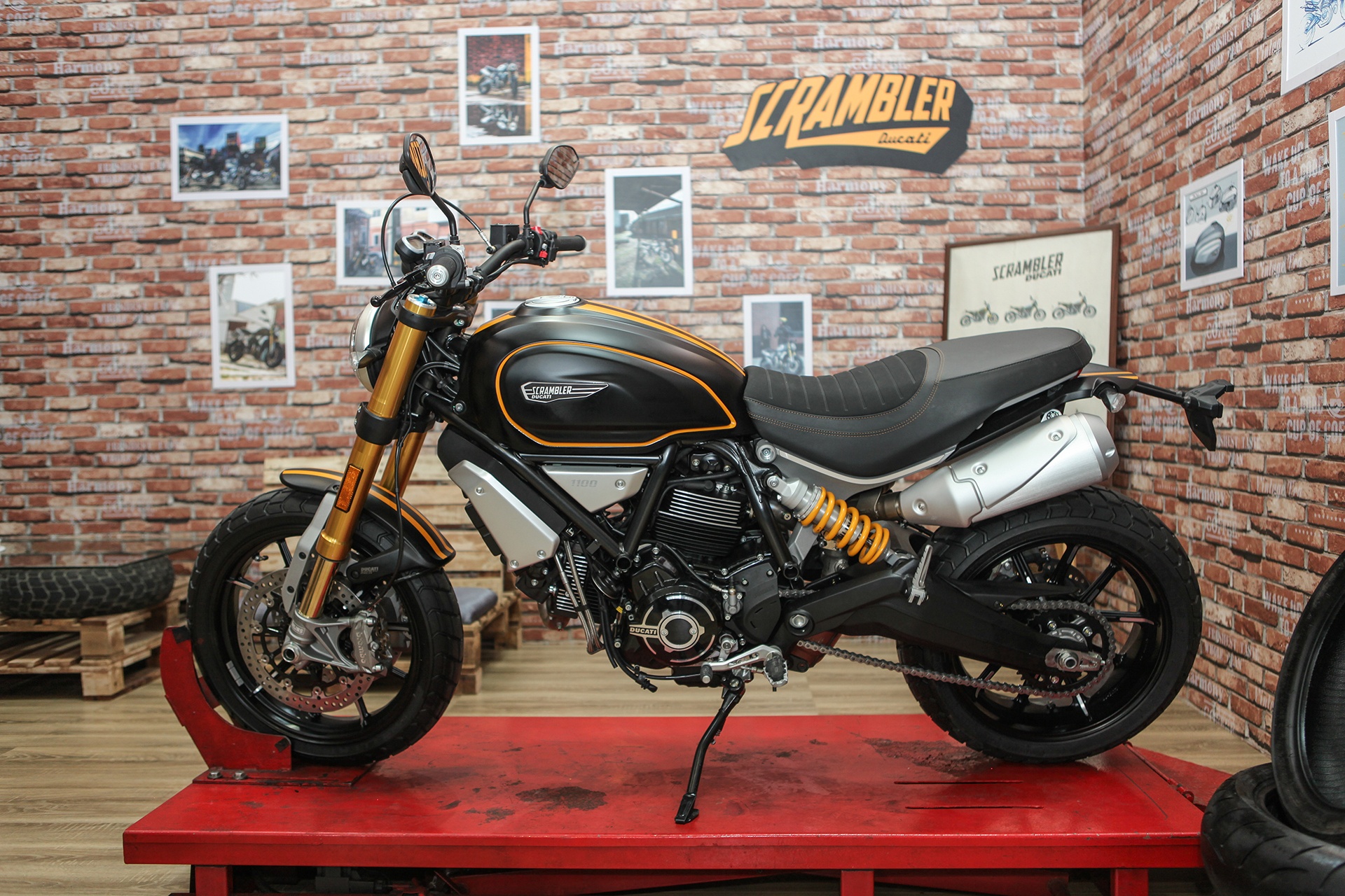 Ducati Scrambler Sport 1100 anh 5