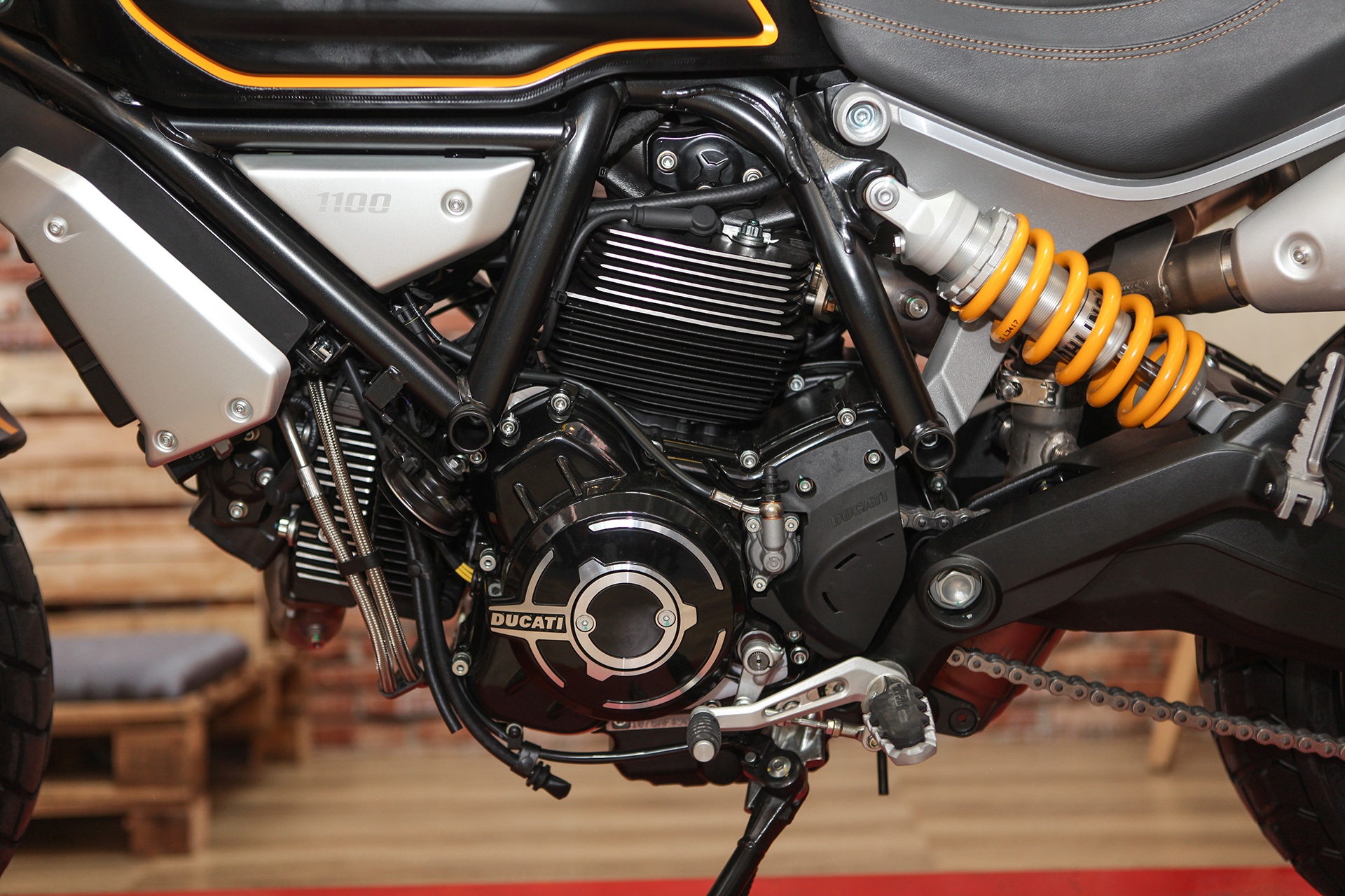 Ducati Scrambler Sport 1100 anh 7