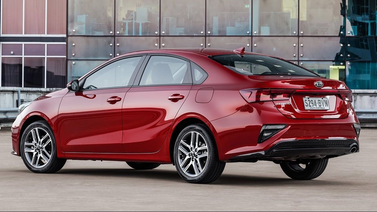 Ra mắt mẫu sedan Kia Cerato 2018 ảnh 2 Ra mat mau sedan Kia Cerato 2018 anh 2