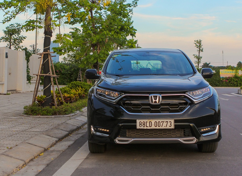 Cam nhan Honda CR-V 2018 - Thay doi de tim lai vi the hinh anh
