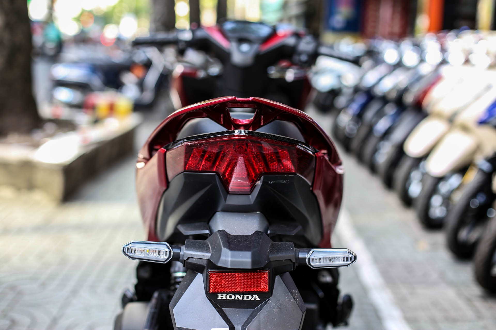 Honda Click 2018 vua nhap khau tu nhan ve Viet Nam anh 4