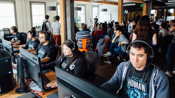 Con nguoi bai tran truoc AI trong tro choi Dota 2 hinh anh