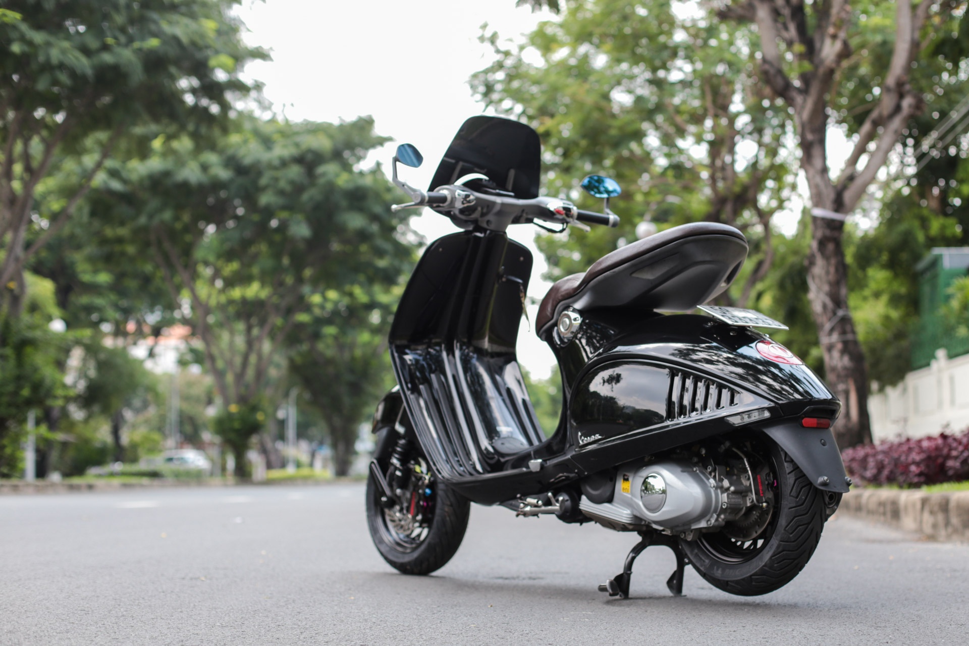 Vespa 946 do do choi dat tien anh 9