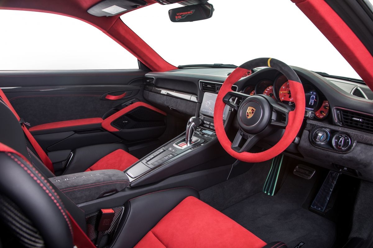 Porsche 911 GT2 RS ra mat Dong Nam A anh 8