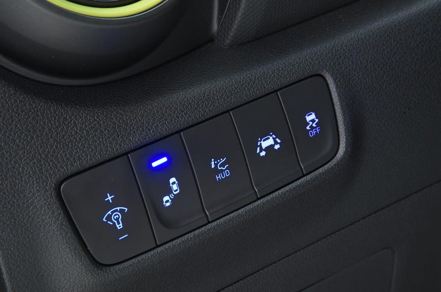 Hyundai Kona gia tu 20.000 bang Anh anh 9