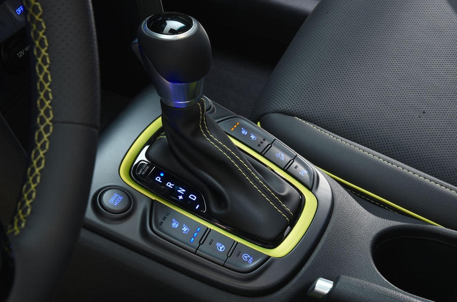 Hyundai Kona gia tu 20.000 bang Anh anh 8