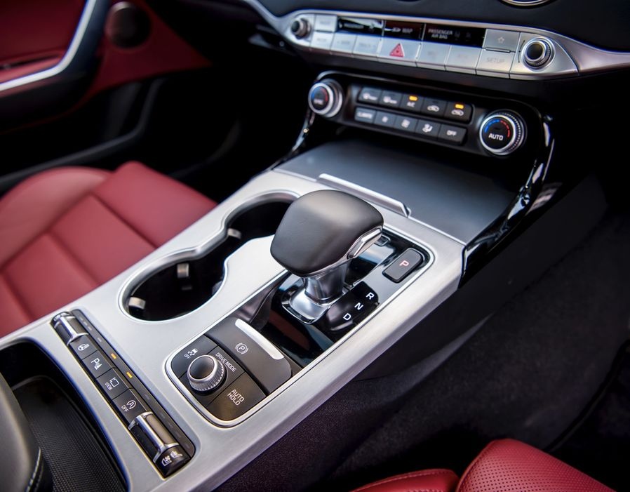 Ảnh Kia Stinger GT giá 33.000 USD ảnh 8 Anh Kia Stinger GT gia 33.000 USD anh 8