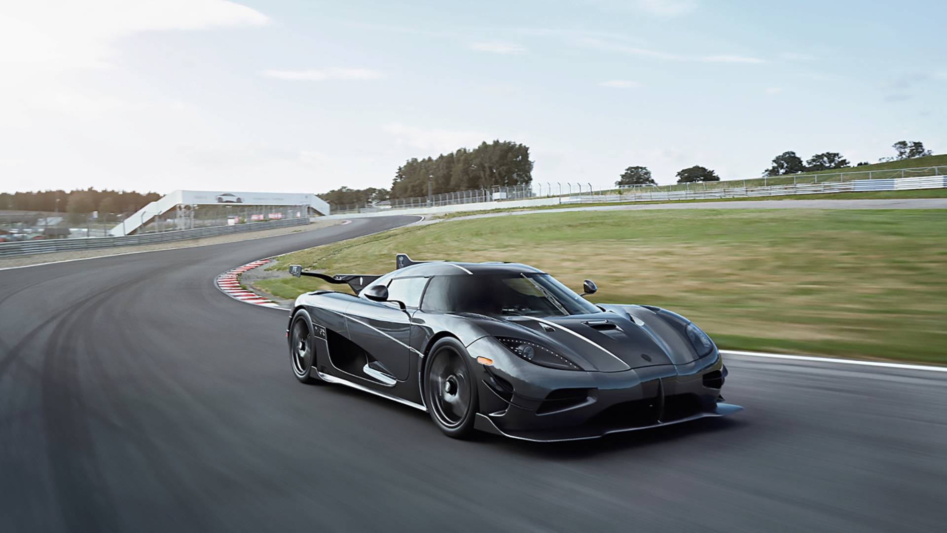 Koenigsegg Agera Thor va Vader anh 7