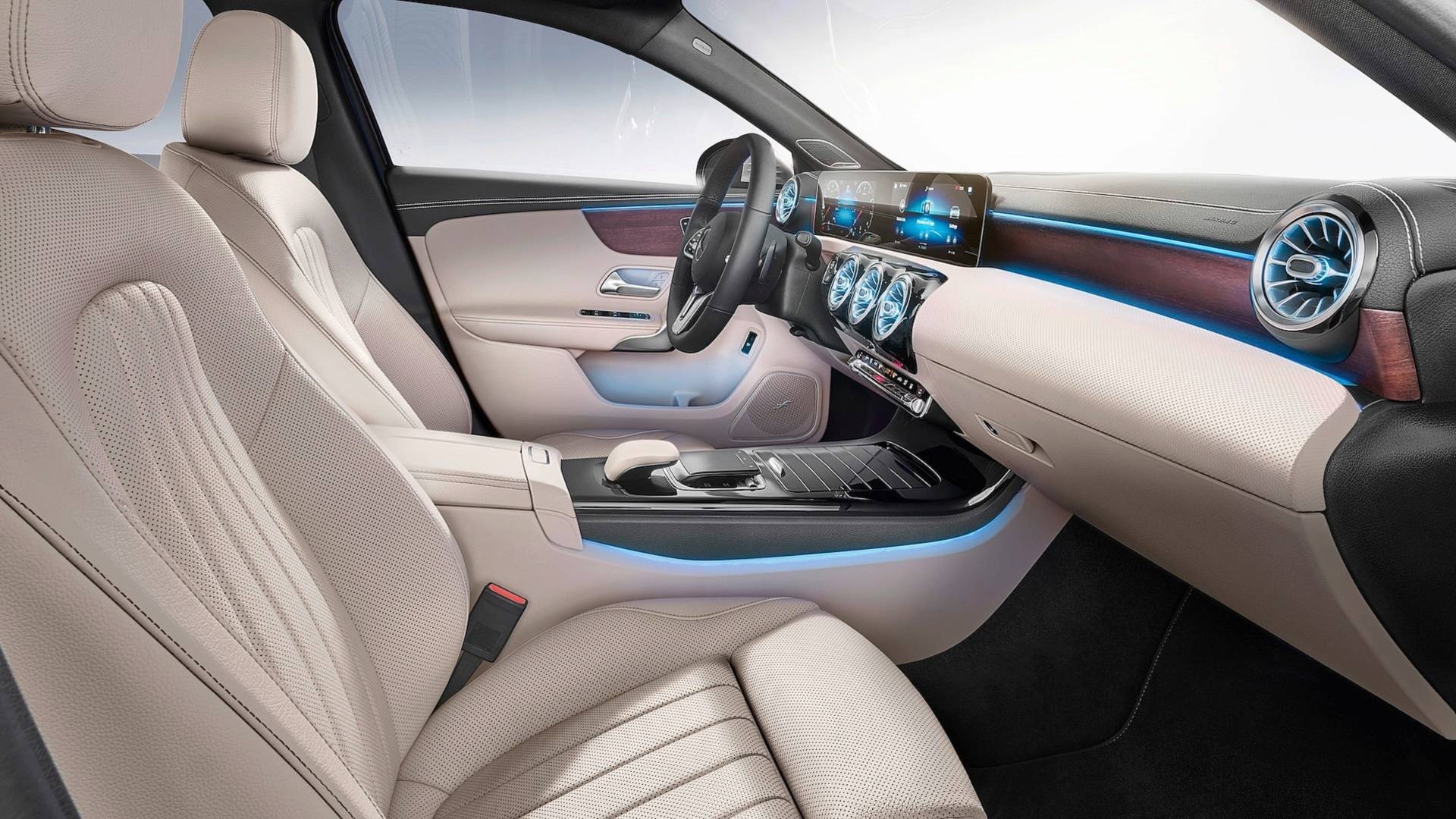 Hình ảnh Mercedes-Benz A-Class sedan 2019 ảnh 8 Hinh anh Mercedes-Benz A-Class sedan 2019 anh 8