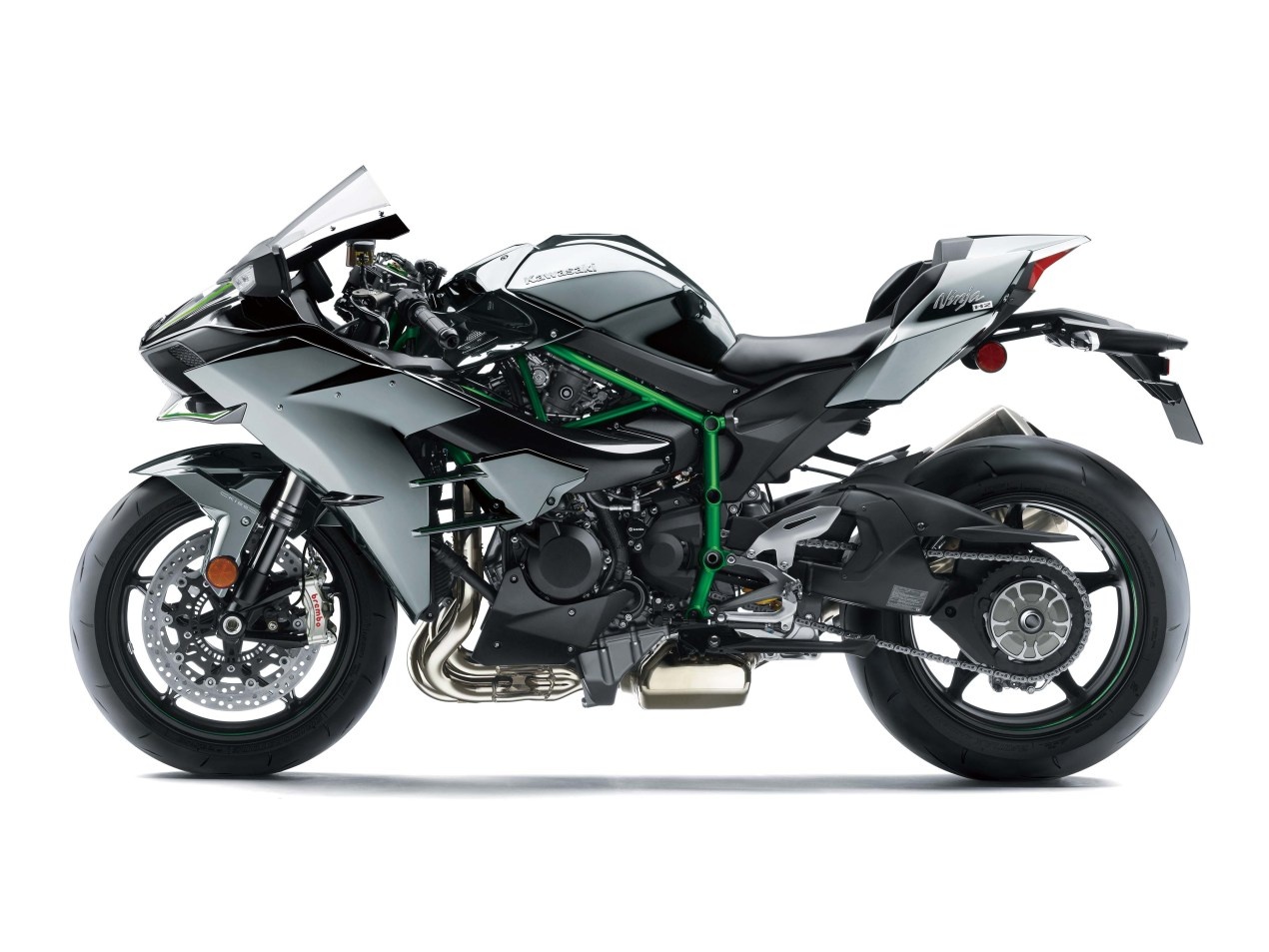 Kawasaki Ninja H2 2019 danh bai Ducati Panigale V4 anh 4
