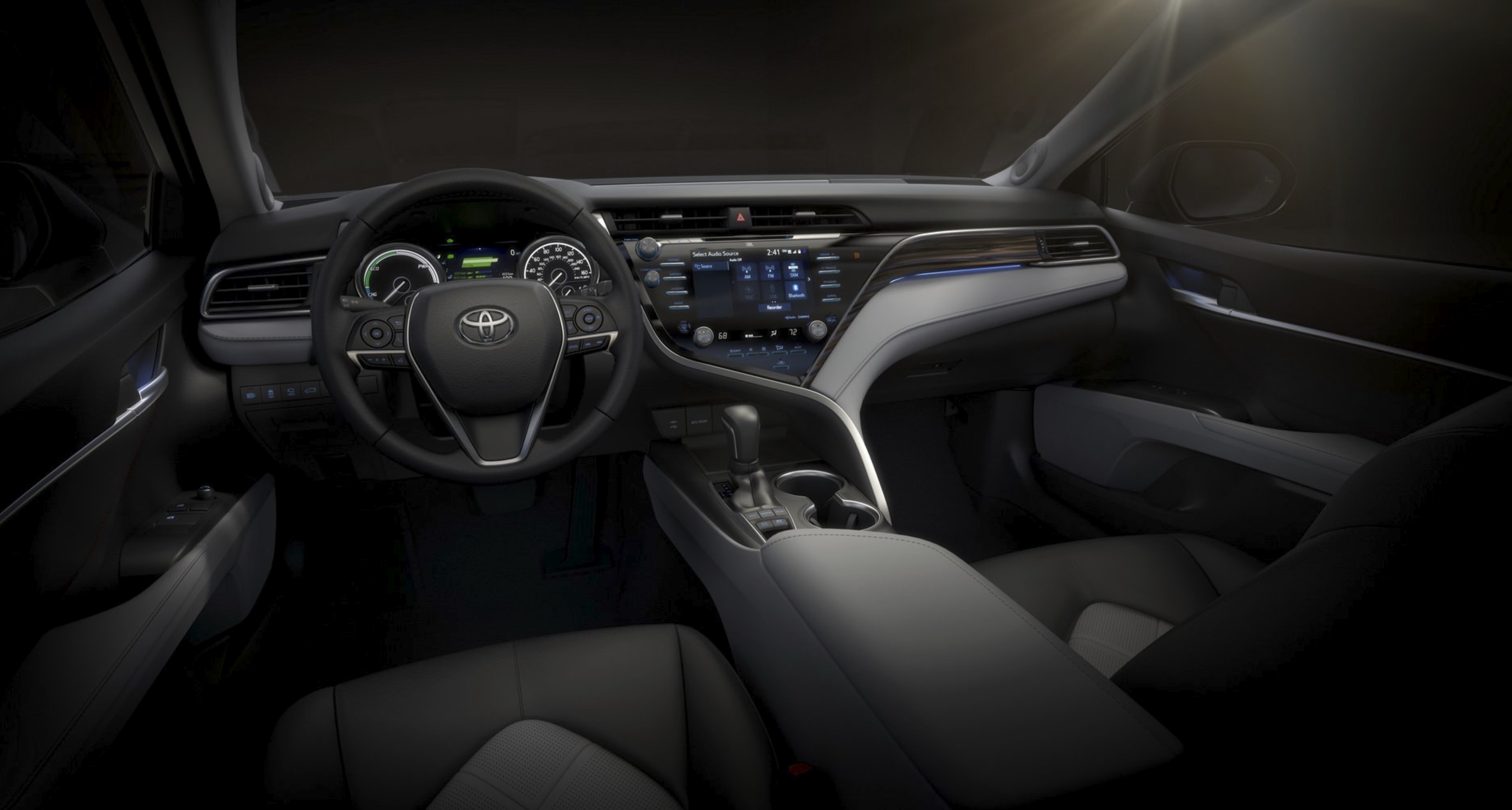 Toyota Camry 2019 co gia tai My anh 5