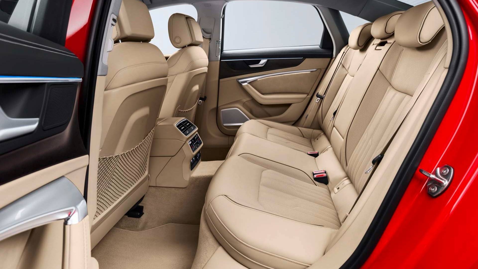 Audi A6 2019 co gia tu 59.000 USD tai My anh 7