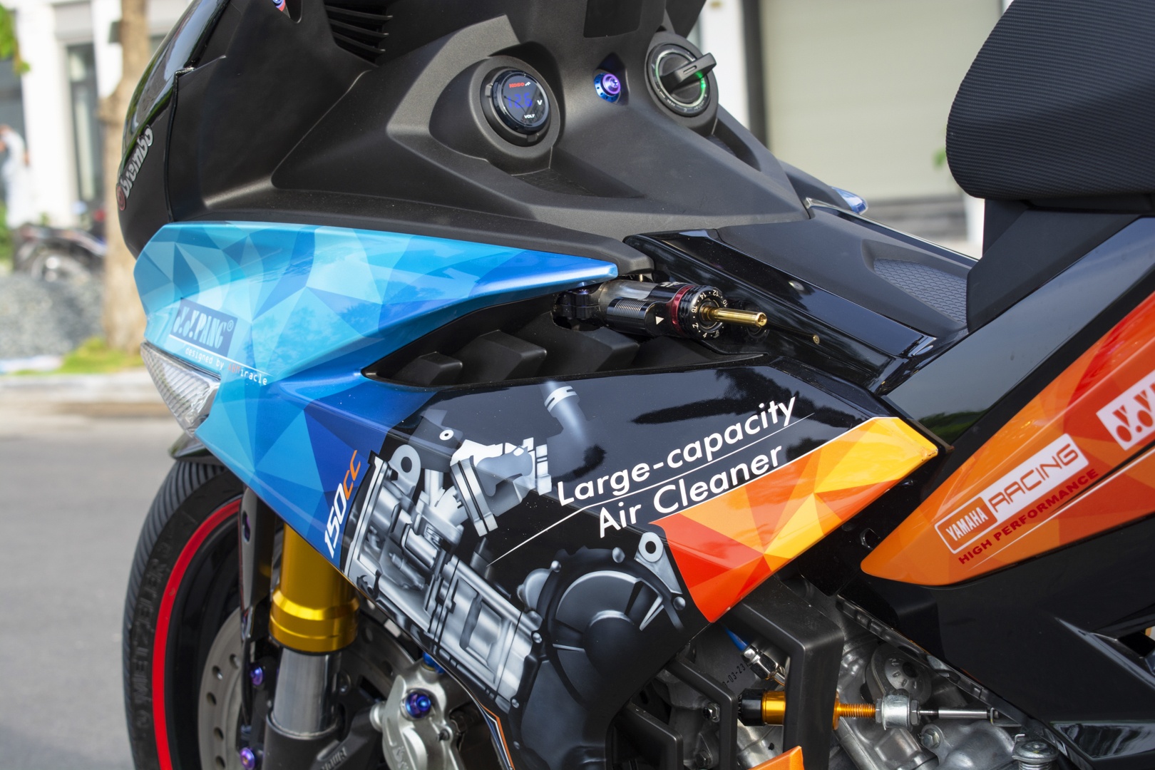 Yamaha Exciter 150 do hon 200 trieu anh 11