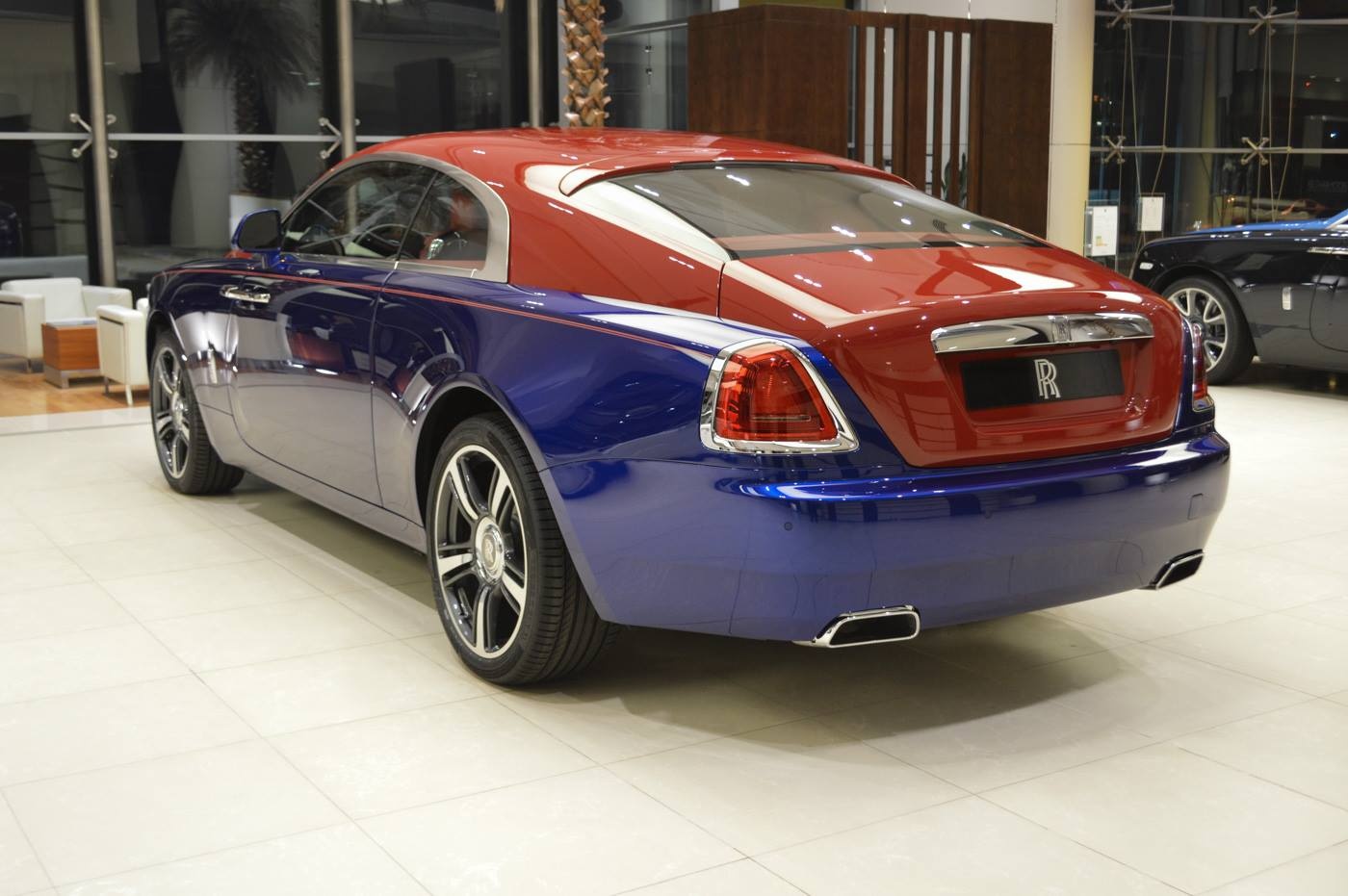 Rolls-Royce Wraith mau doc o Abu Dhabi anh 3