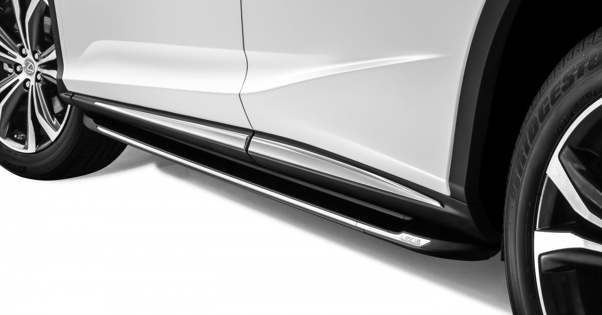 Lexus RX300 ban dac biet ra mat tai Malaysia anh 3