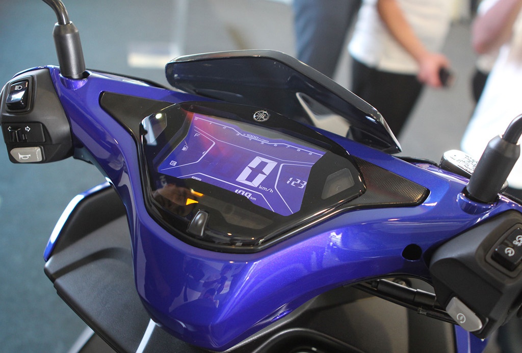 Yamaha NVX GP Edition 2018 ra mat tai Malaysia anh 4