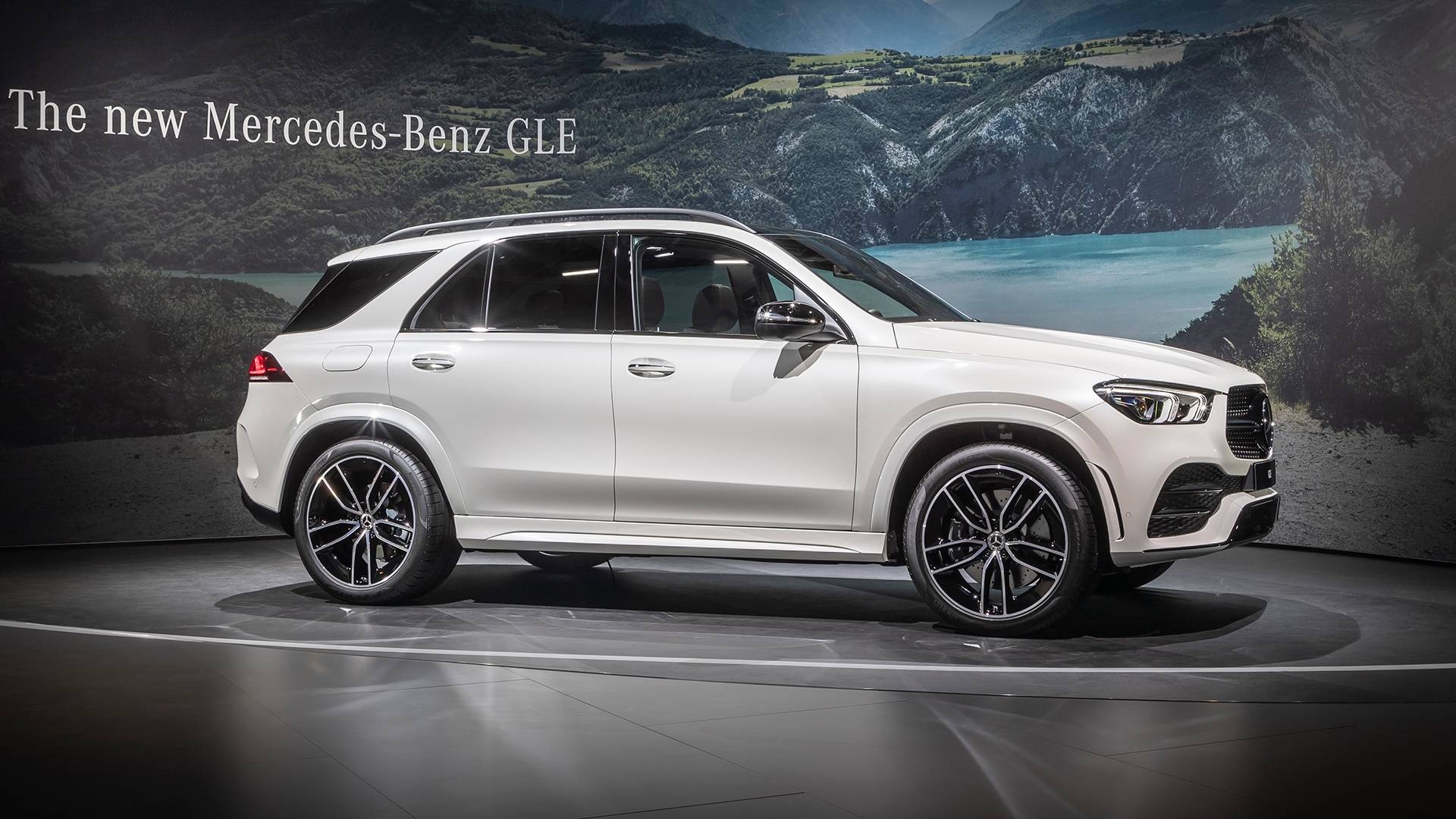 Mercedes-Benz GLE 2020 ra mat anh 2