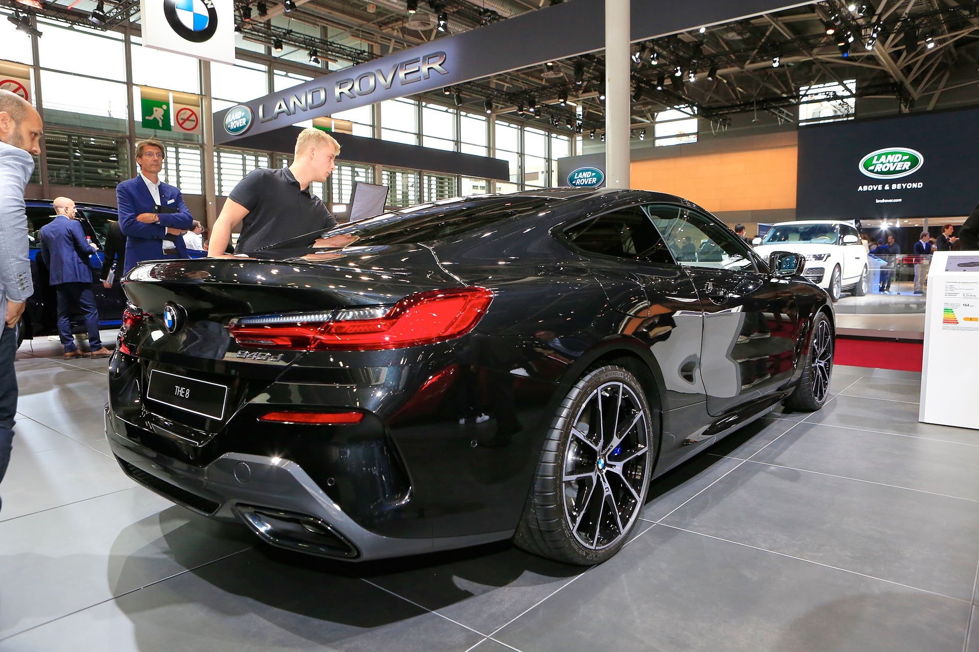 BMW 8-Series ra mat anh 2