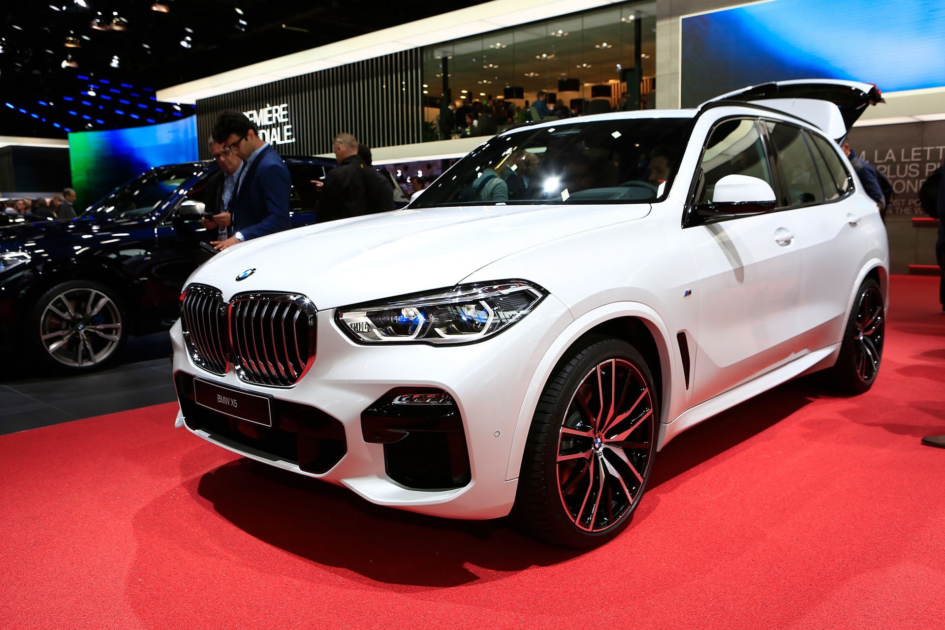 BMW X5 2019 ra mat anh 1