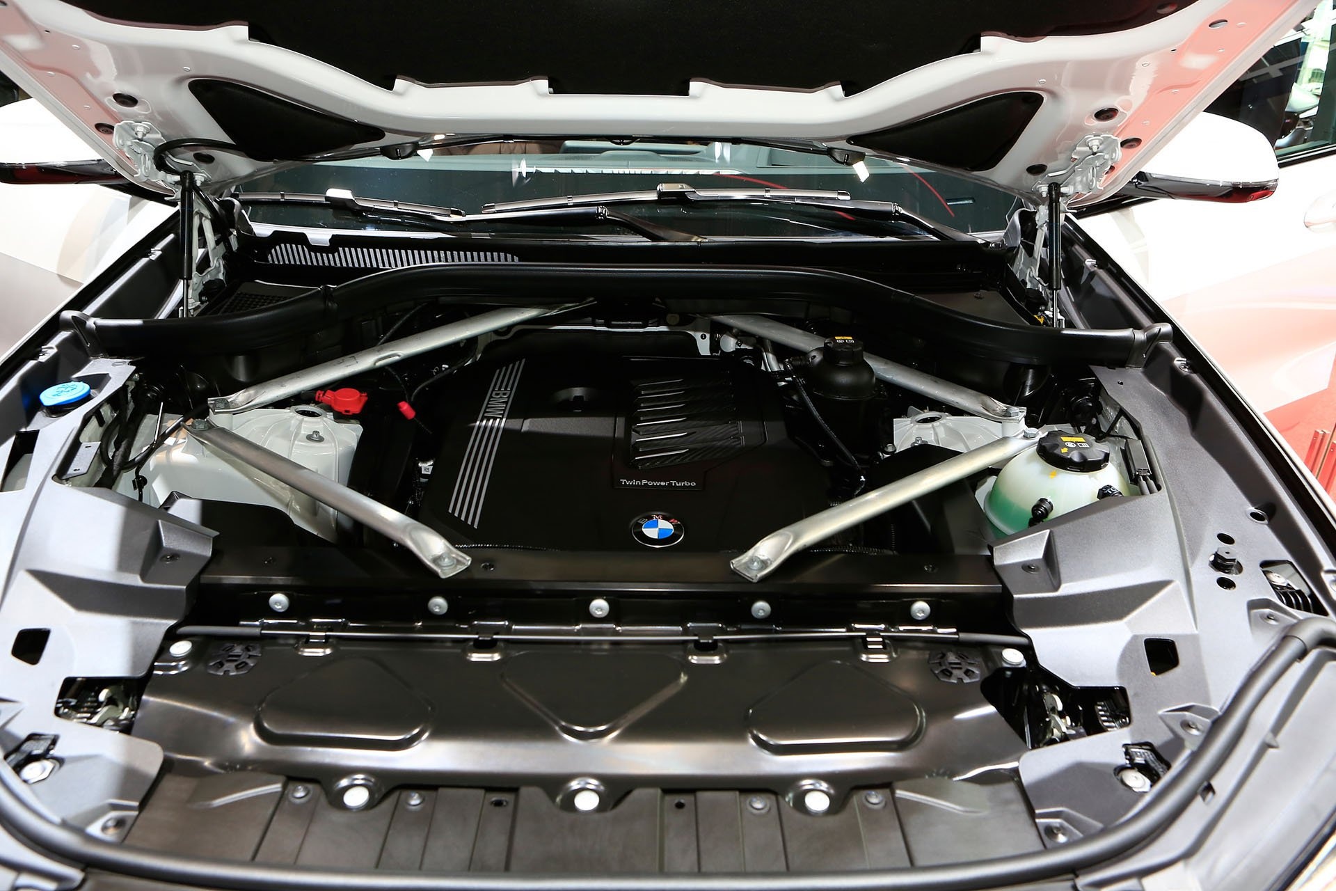 BMW X5 2019 ra mat anh 12