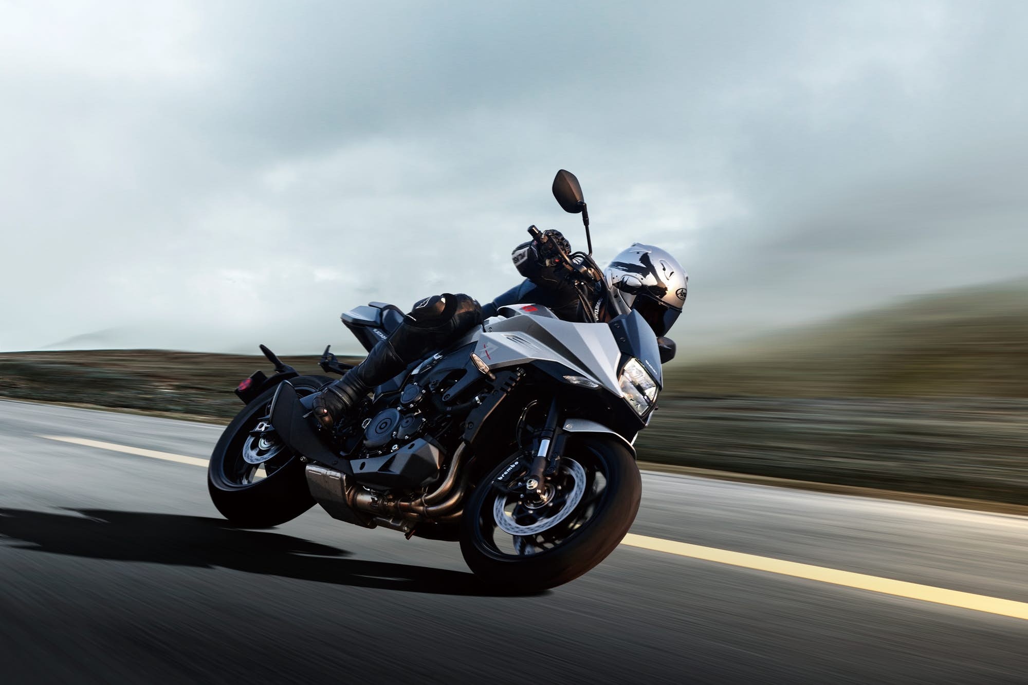 Suzuki hồi sinh huyền thoại Katana ảnh 10 Suzuki hoi sinh huyen thoai Katana anh 10