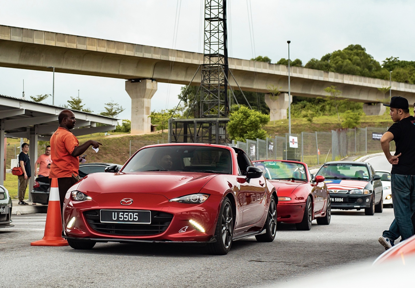 Bai do xe phong cach Daikoku Futo Nhat Ban trong long Kuala Lumpur hinh anh