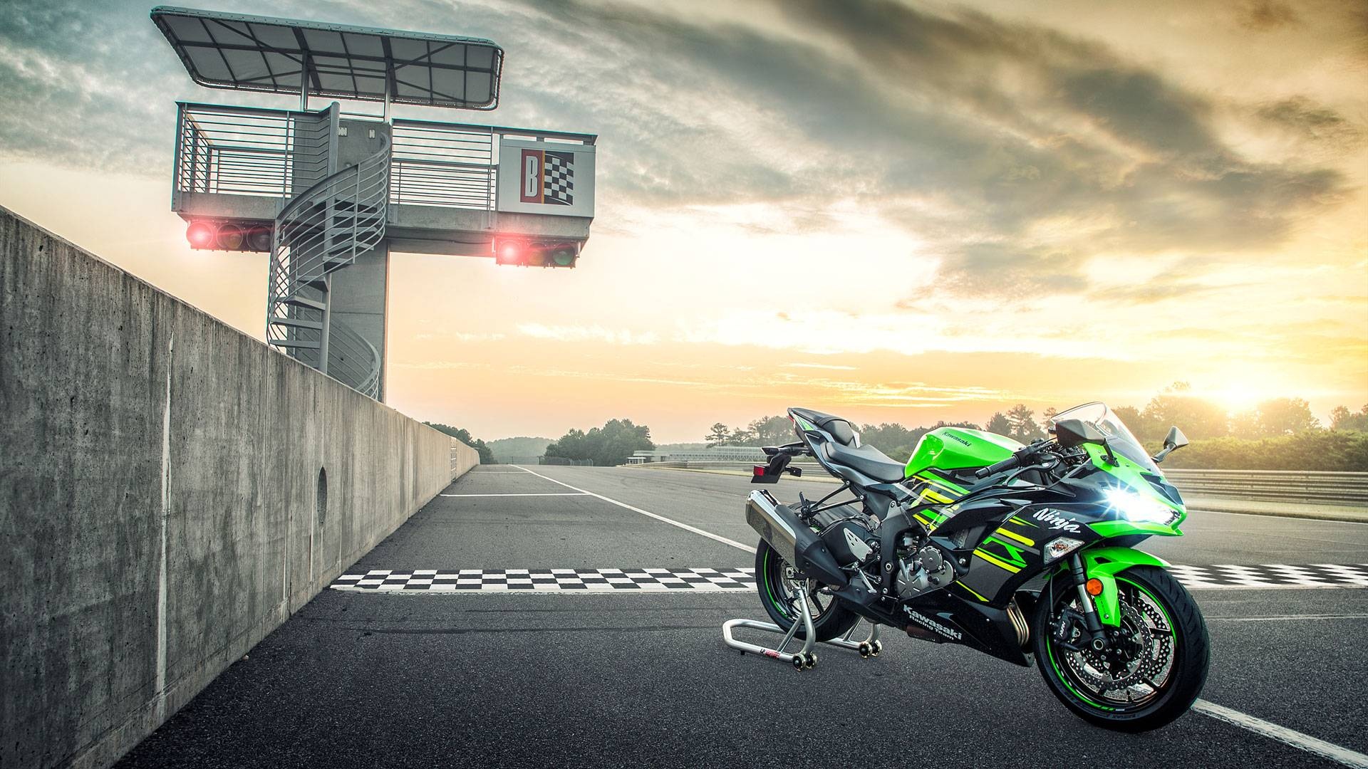 Kawasaki Ninja ZX-6R 2019 ra mat, gia tu 10.000 USD hinh anh