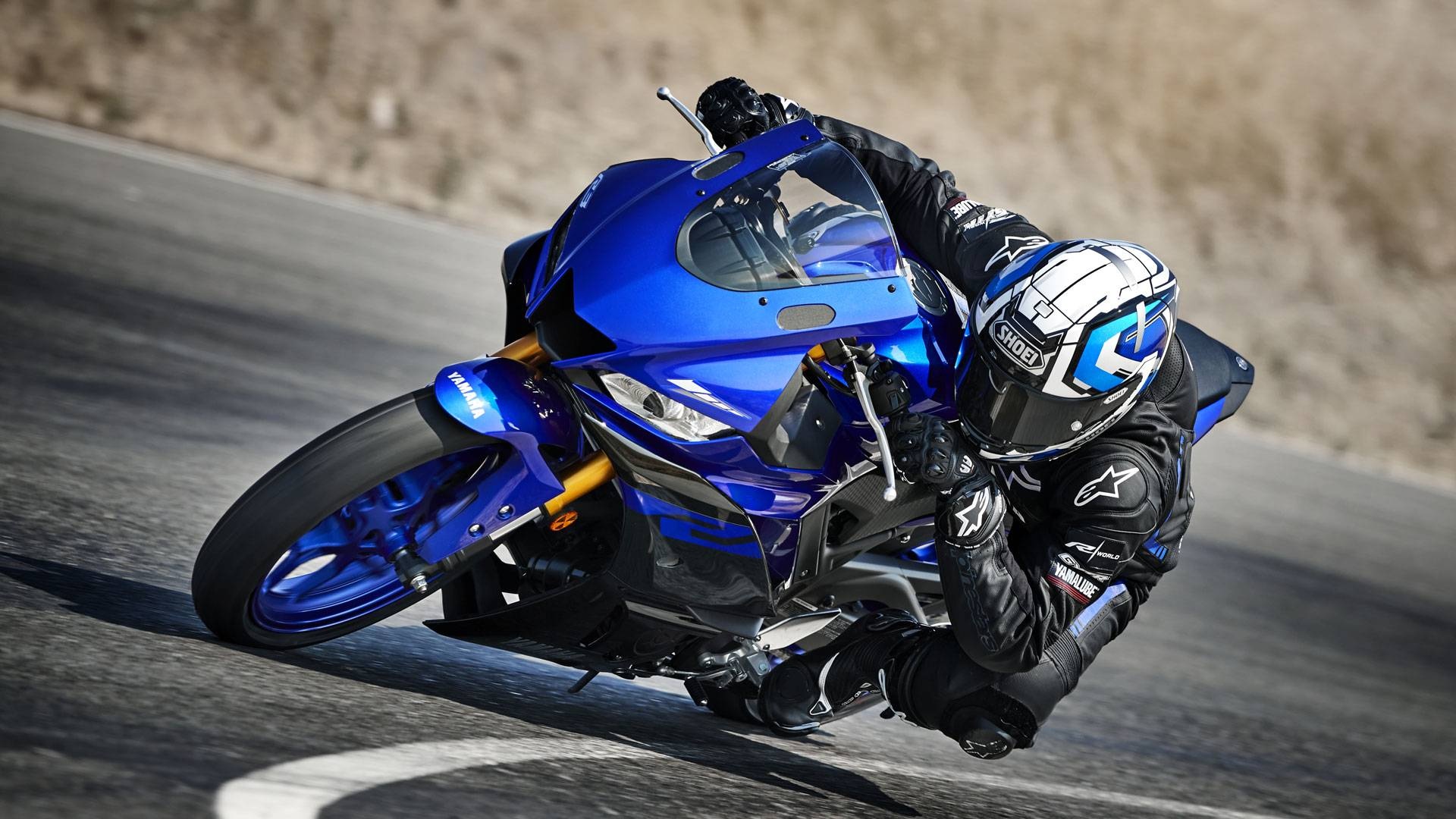 Yamaha YZF-R3 2019 ra mat, kieu dang va dong co duoc cai tien hinh anh