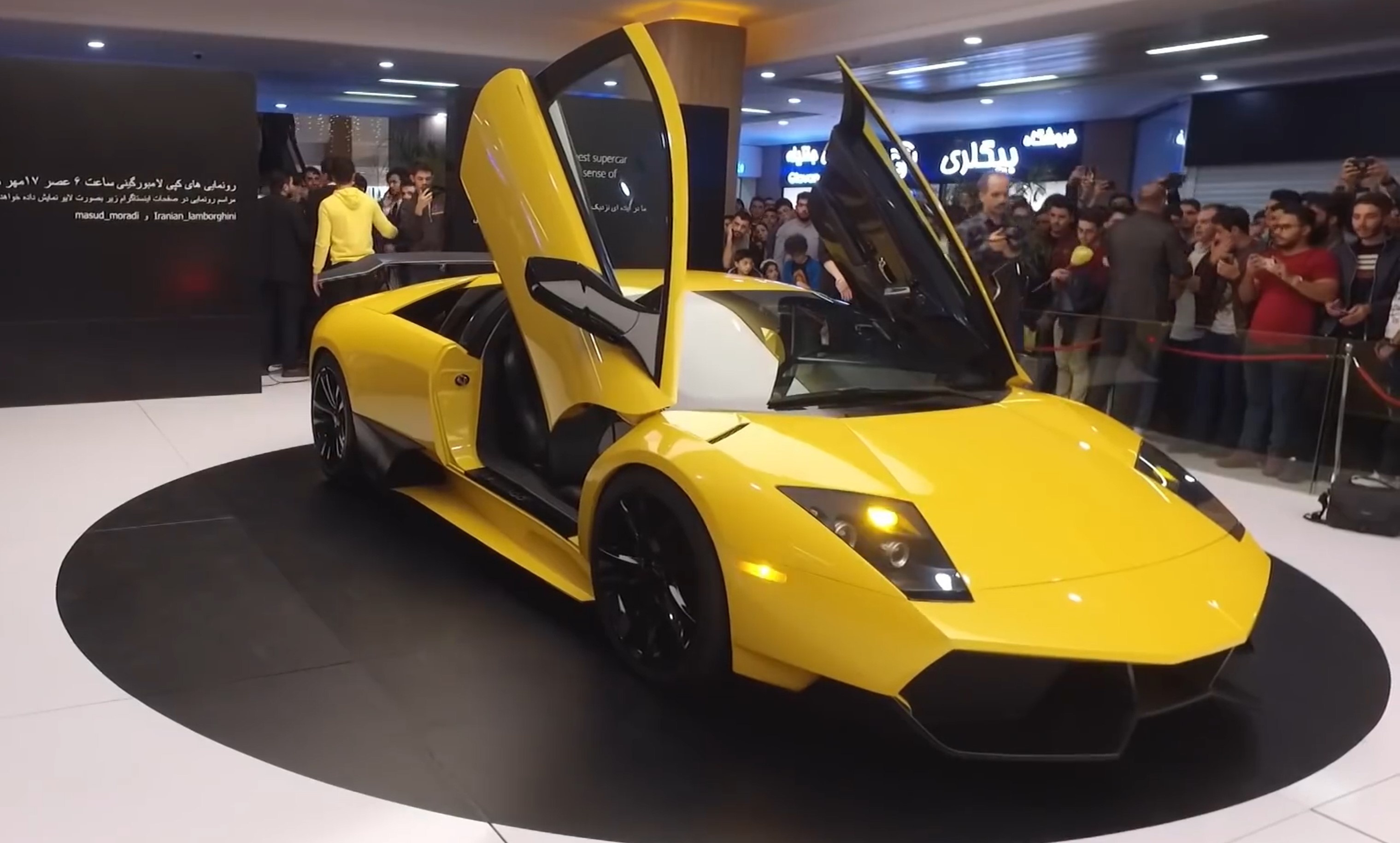 Lamborghini Murcielago SV hàng nhái của thợ Iran ảnh 1 Lamborghini Murcielago SV hang nhai cua tho Iran anh 1