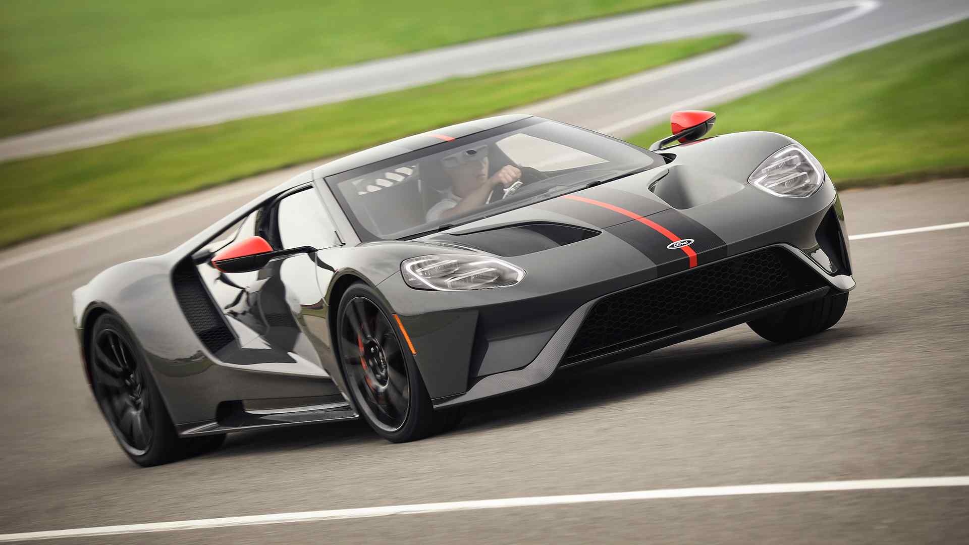 GT Carbon Series - sieu xe nhe nhat cua Ford ra mat hinh anh